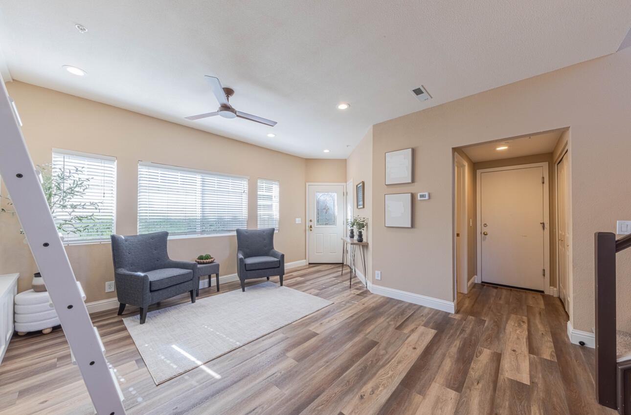 Detail Gallery Image 6 of 45 For 27312 Bavella Way, Salinas,  CA 93908 - 4 Beds | 2/1 Baths