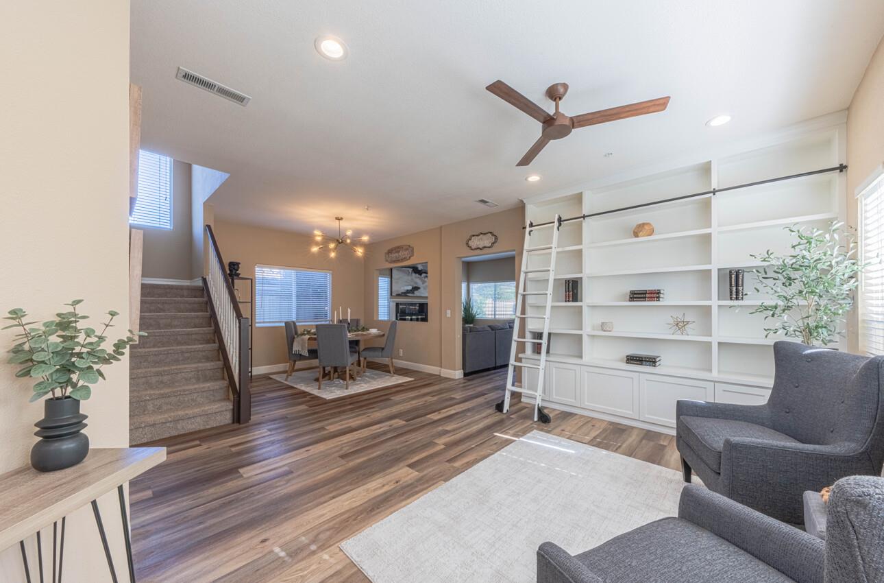 Detail Gallery Image 7 of 45 For 27312 Bavella Way, Salinas,  CA 93908 - 4 Beds | 2/1 Baths