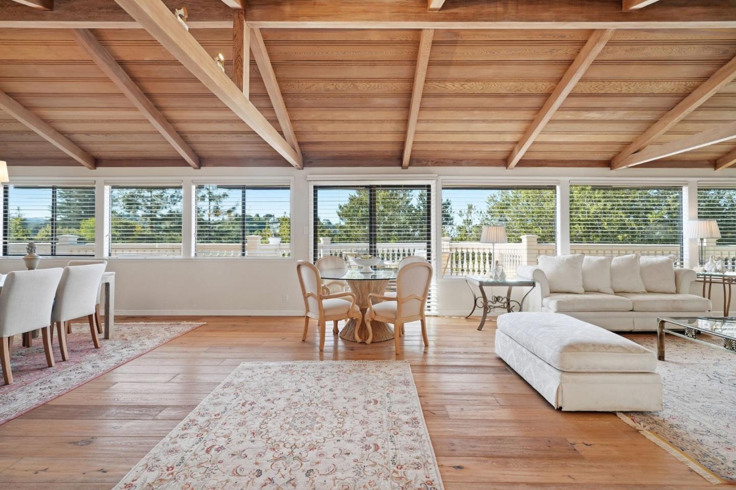 Detail Gallery Image 10 of 61 For 911 Matts Ct, Los Altos,  CA 94024 - 4 Beds | 2/1 Baths