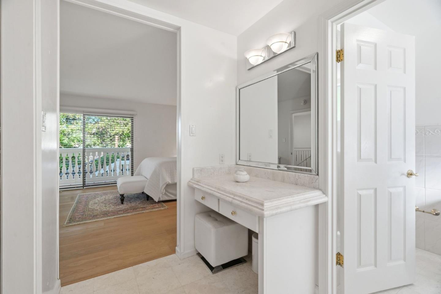 Detail Gallery Image 31 of 61 For 911 Matts Ct, Los Altos,  CA 94024 - 4 Beds | 2/1 Baths