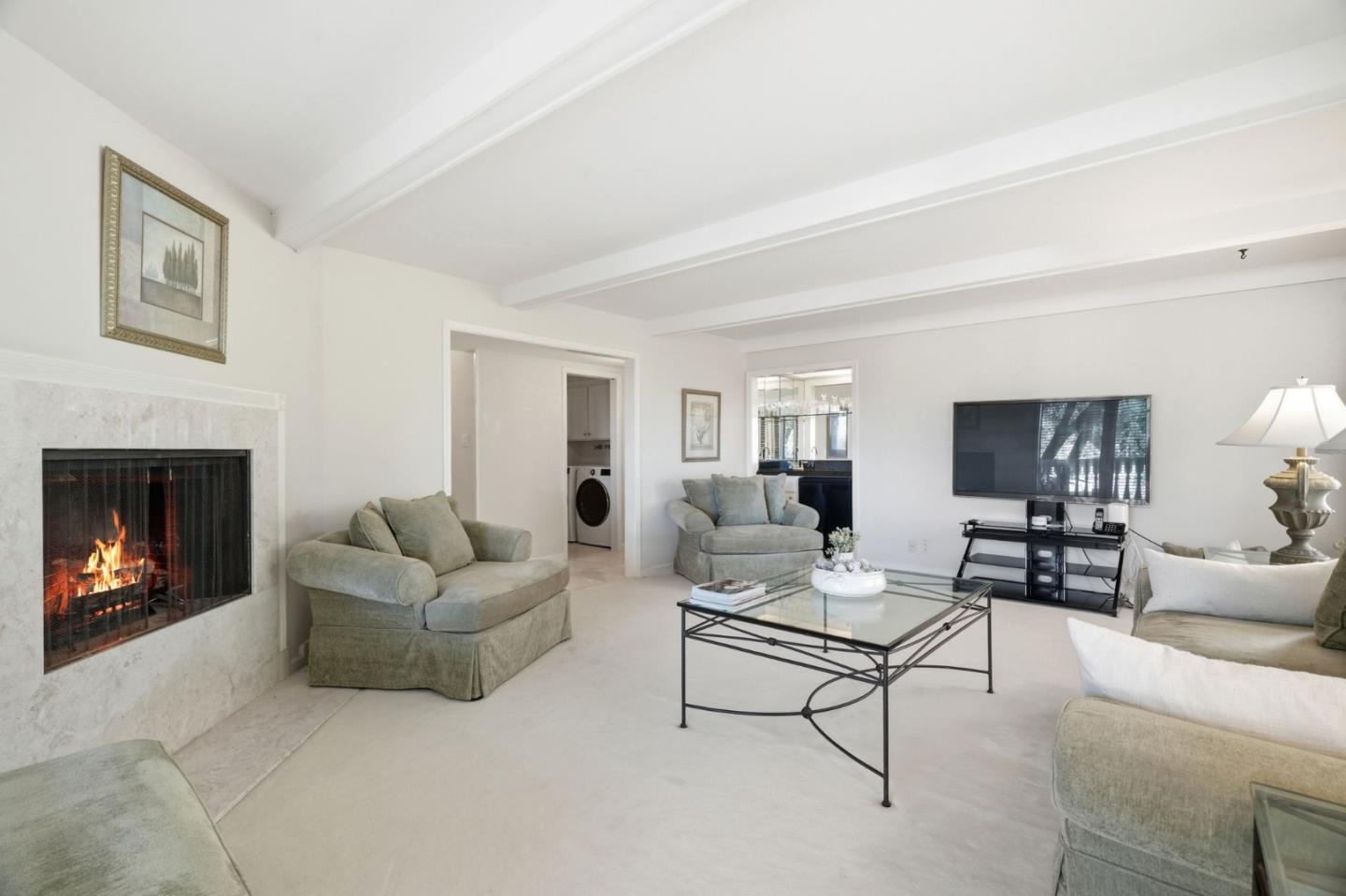 Detail Gallery Image 36 of 61 For 911 Matts Ct, Los Altos,  CA 94024 - 4 Beds | 2/1 Baths