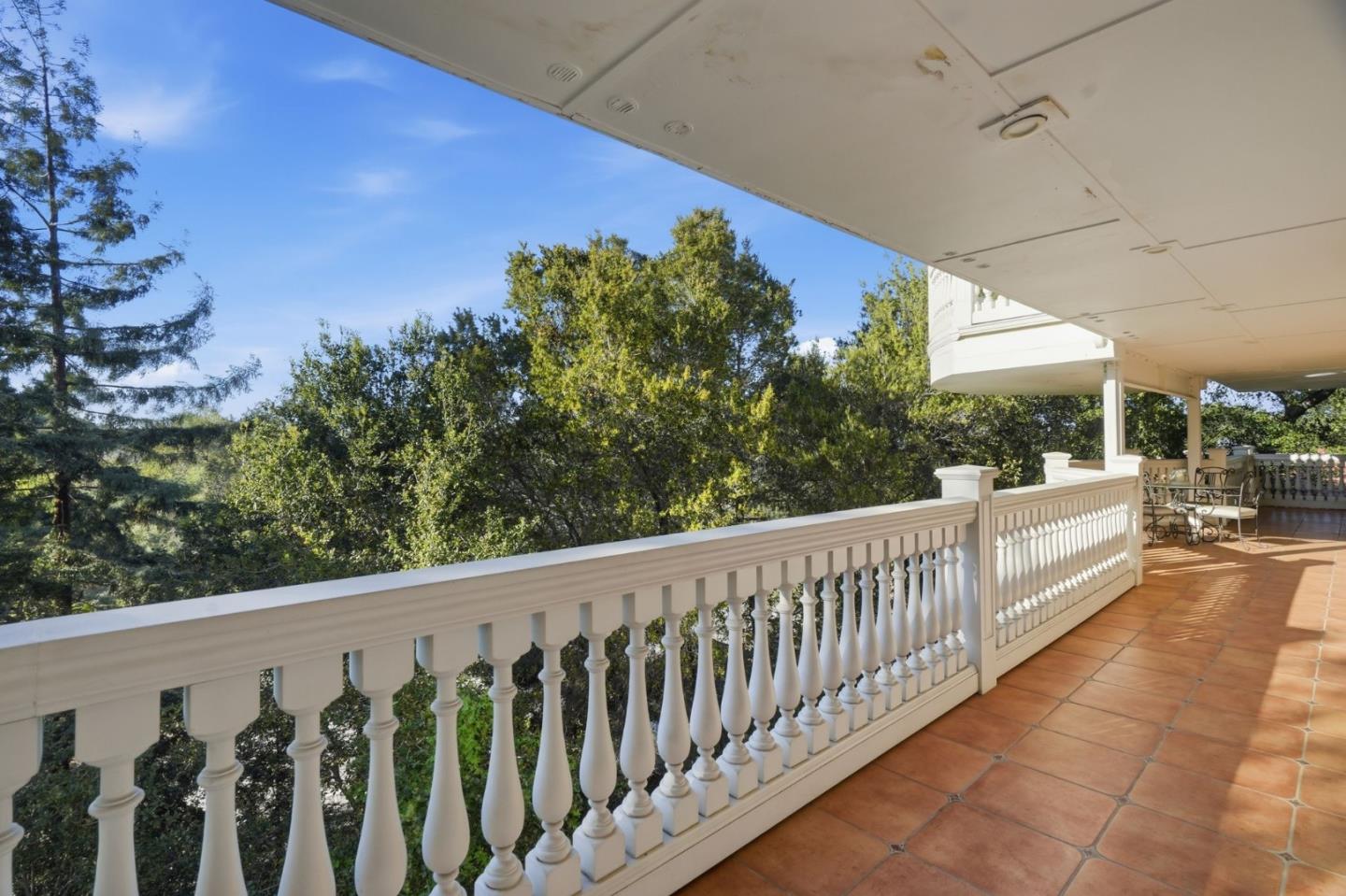 Detail Gallery Image 52 of 61 For 911 Matts Ct, Los Altos,  CA 94024 - 4 Beds | 2/1 Baths