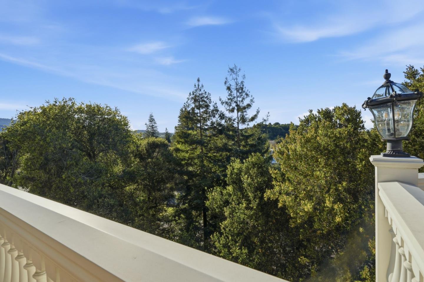 Detail Gallery Image 56 of 61 For 911 Matts Ct, Los Altos,  CA 94024 - 4 Beds | 2/1 Baths