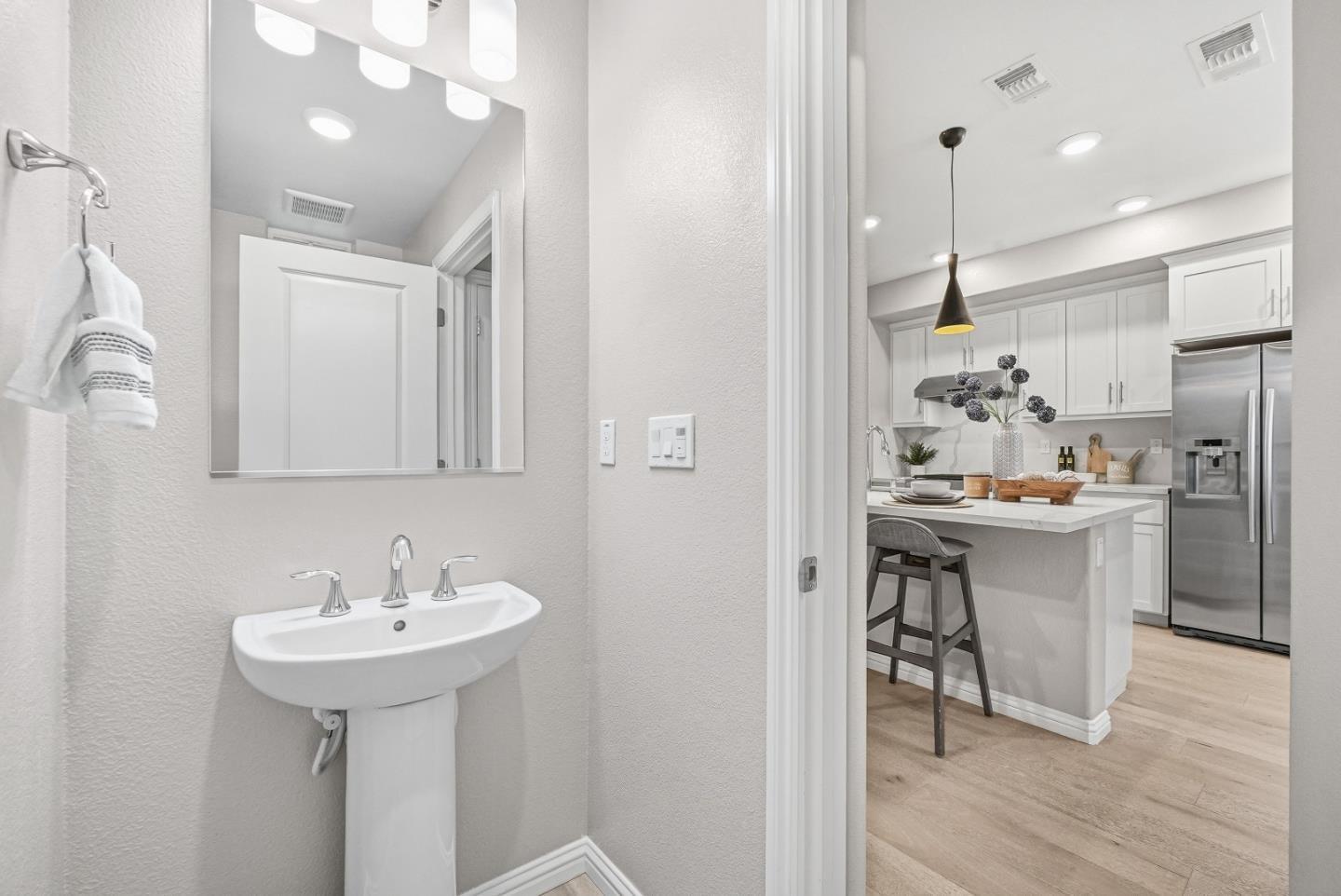 Detail Gallery Image 30 of 65 For 346 Circuit Way, Mountain View,  CA 94043 - 3 Beds | 3/1 Baths