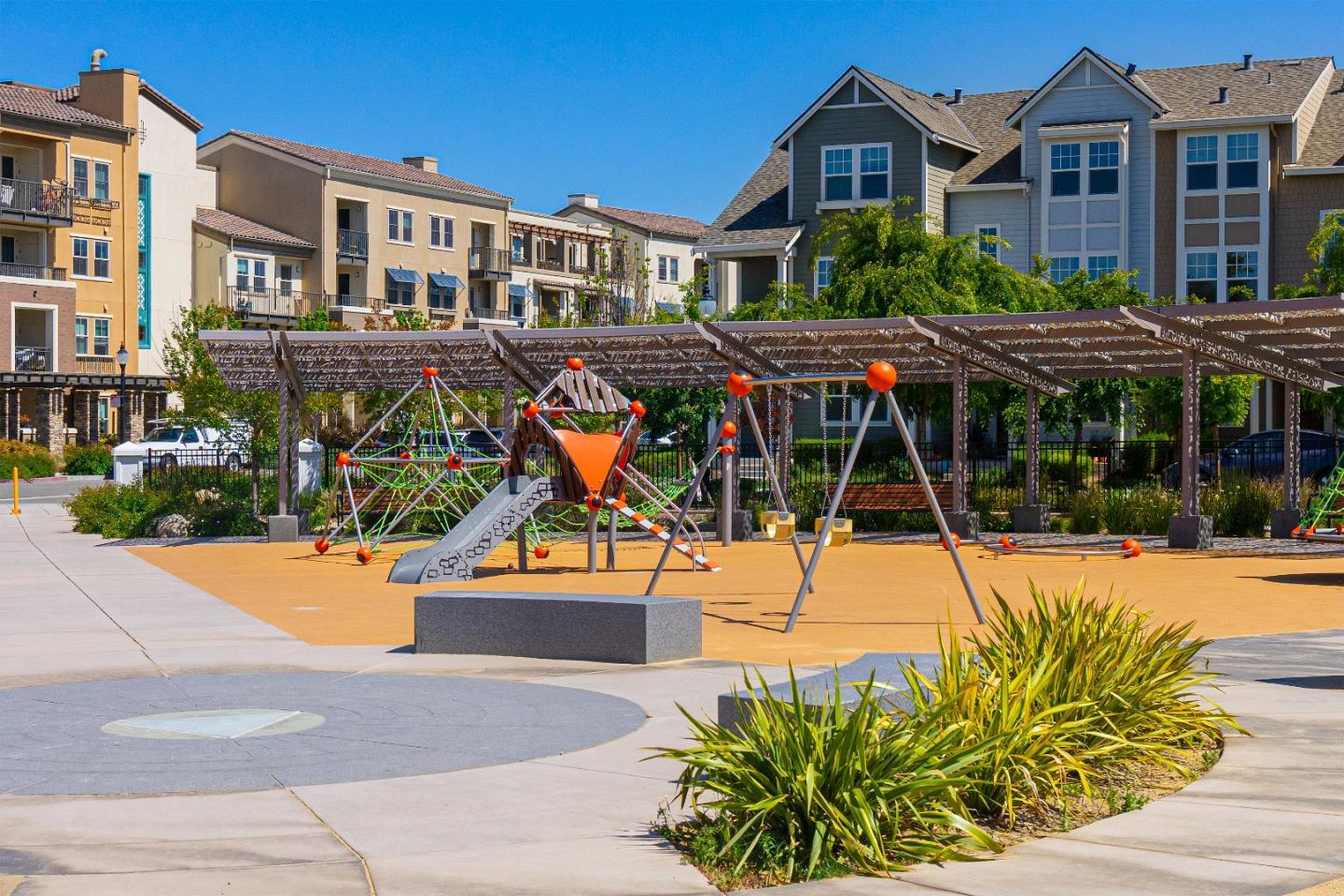 Detail Gallery Image 56 of 65 For 346 Circuit Way, Mountain View,  CA 94043 - 3 Beds | 3/1 Baths