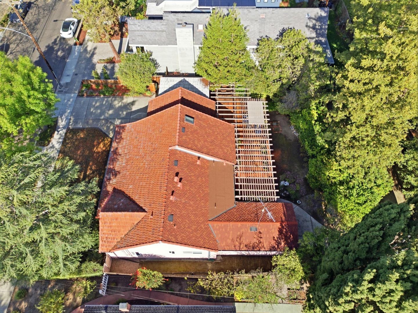 Detail Gallery Image 30 of 35 For 2311 Princeton St, Palo Alto,  CA 94306 - 3 Beds | 2 Baths