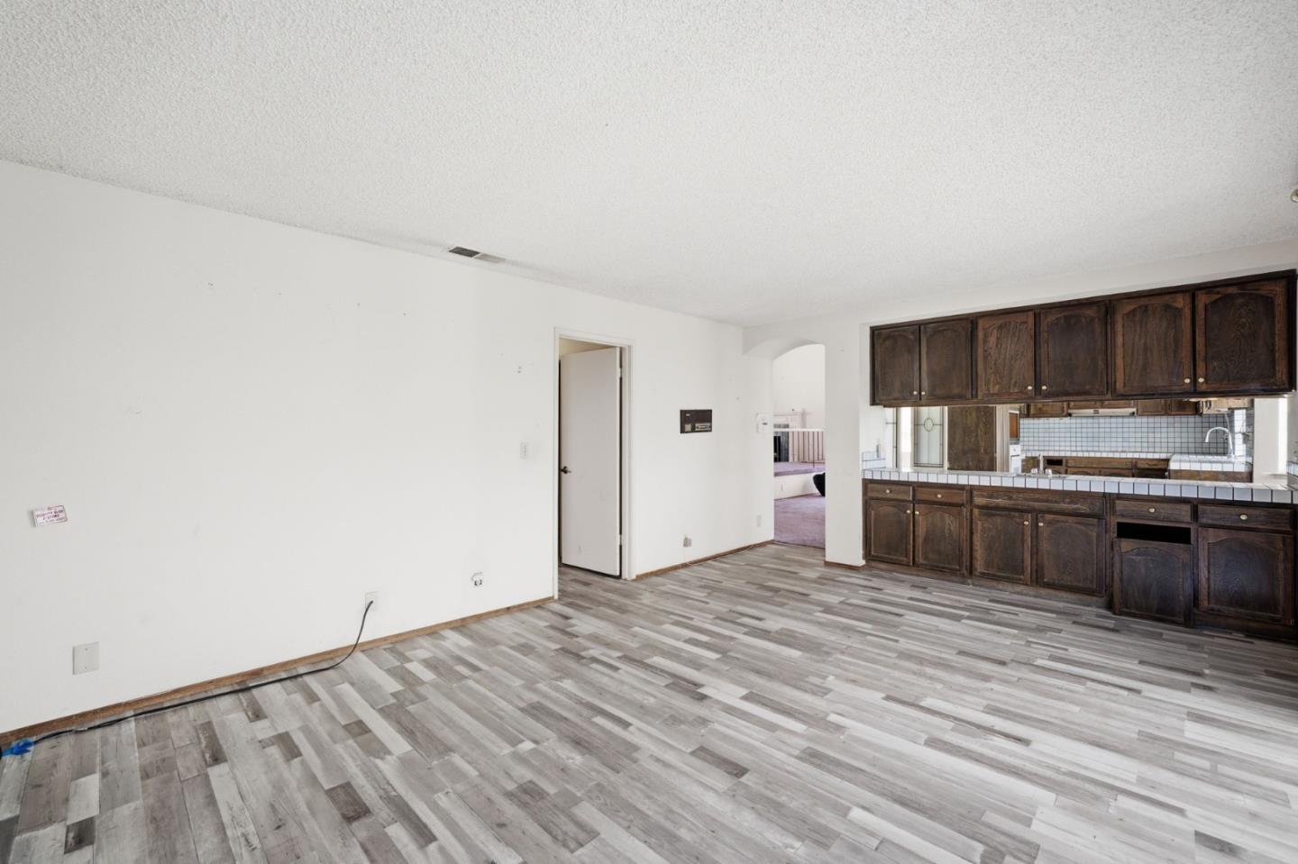 Detail Gallery Image 24 of 49 For 2811 Glen Firth Dr, San Jose,  CA 95133 - 4 Beds | 3 Baths