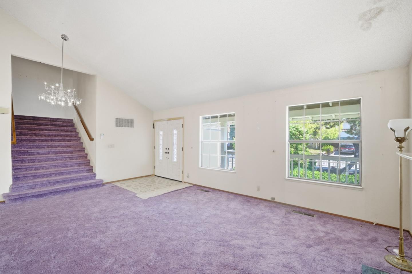 Detail Gallery Image 4 of 18 For 2811 Glen Firth Dr, San Jose,  CA 95133 - 4 Beds | 3 Baths