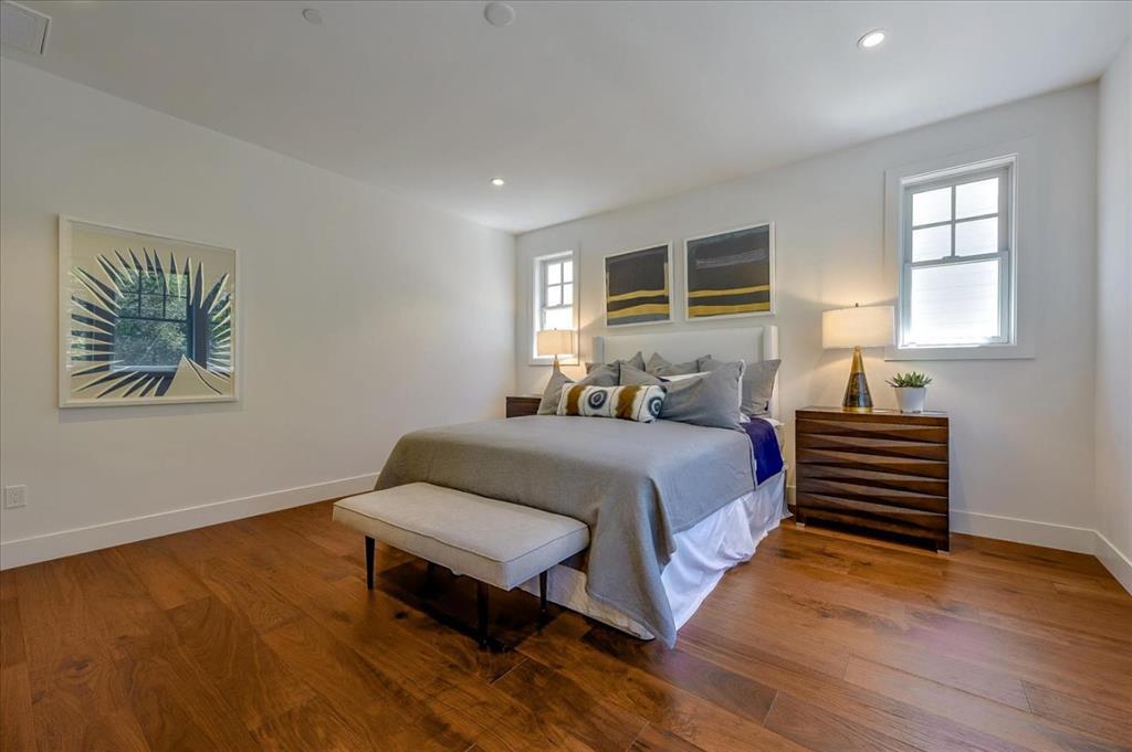 Detail Gallery Image 17 of 32 For 18816 Montalvo Oaks Cir, Monte Sereno,  CA 95030 - 5 Beds | 4/1 Baths