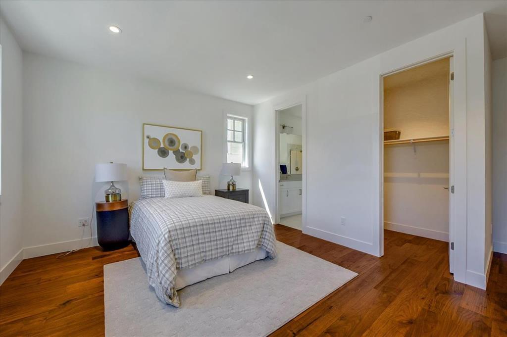 Detail Gallery Image 24 of 32 For 18816 Montalvo Oaks Cir, Monte Sereno,  CA 95030 - 5 Beds | 4/1 Baths