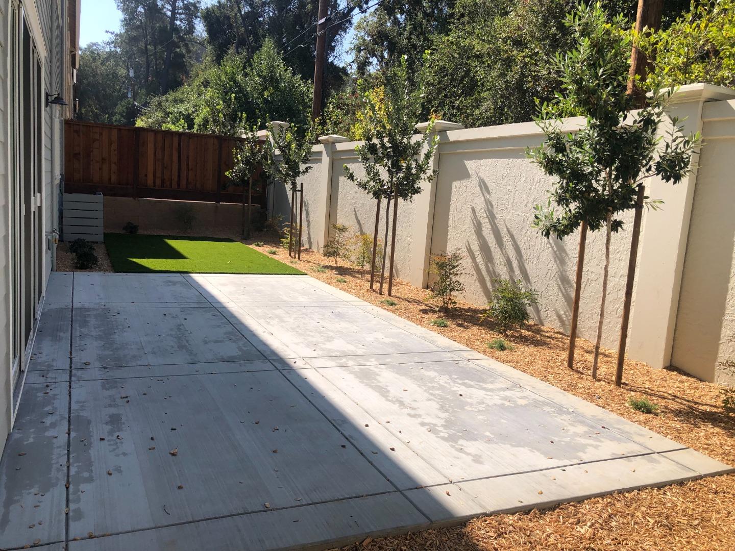 Detail Gallery Image 31 of 32 For 18816 Montalvo Oaks Cir, Monte Sereno,  CA 95030 - 5 Beds | 4/1 Baths