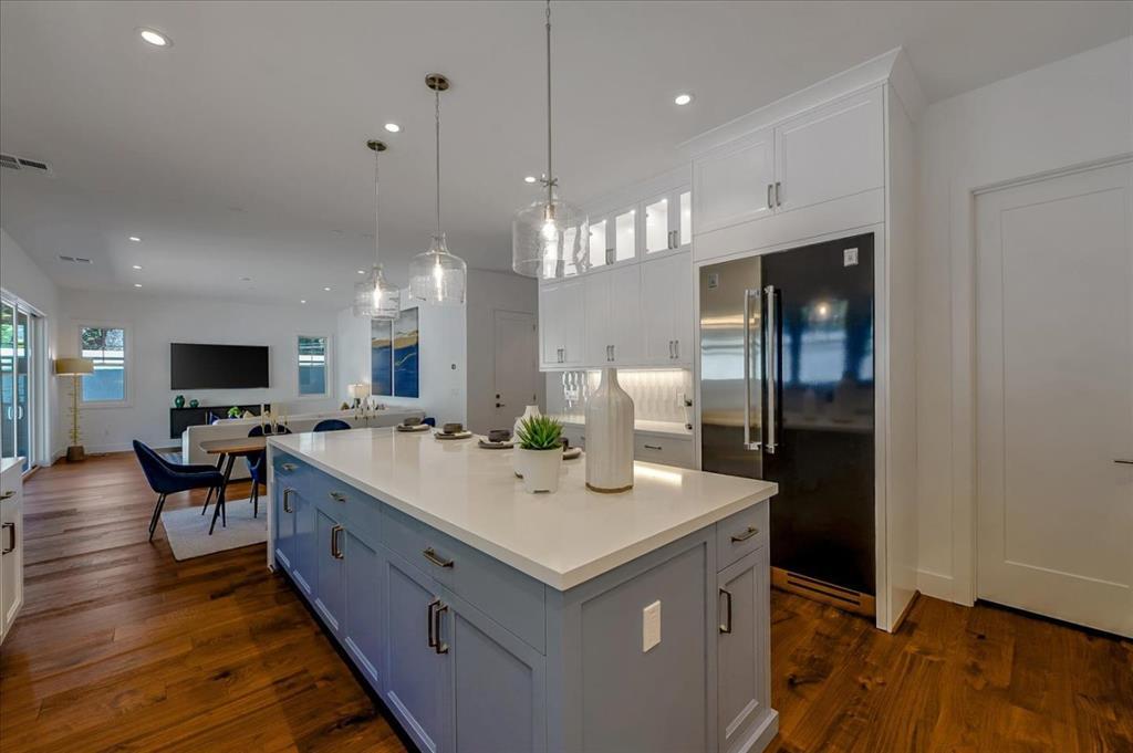 Detail Gallery Image 9 of 32 For 18816 Montalvo Oaks Cir, Monte Sereno,  CA 95030 - 5 Beds | 4/1 Baths