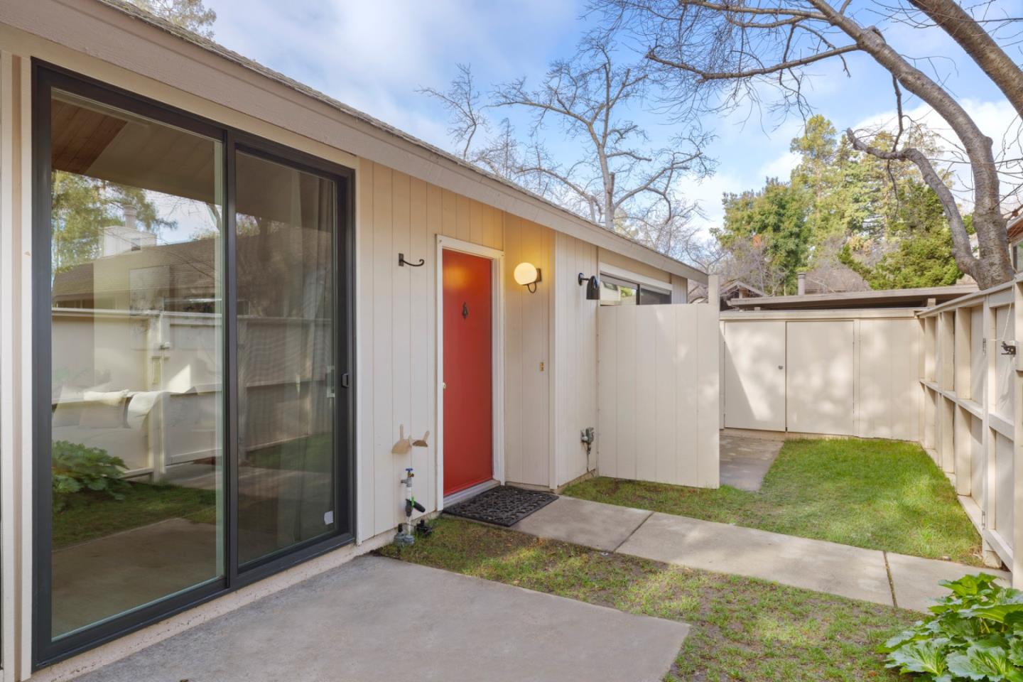 Detail Gallery Image 18 of 18 For 715 Quetta Ave #B,  Sunnyvale,  CA 94087 - 2 Beds | 2 Baths