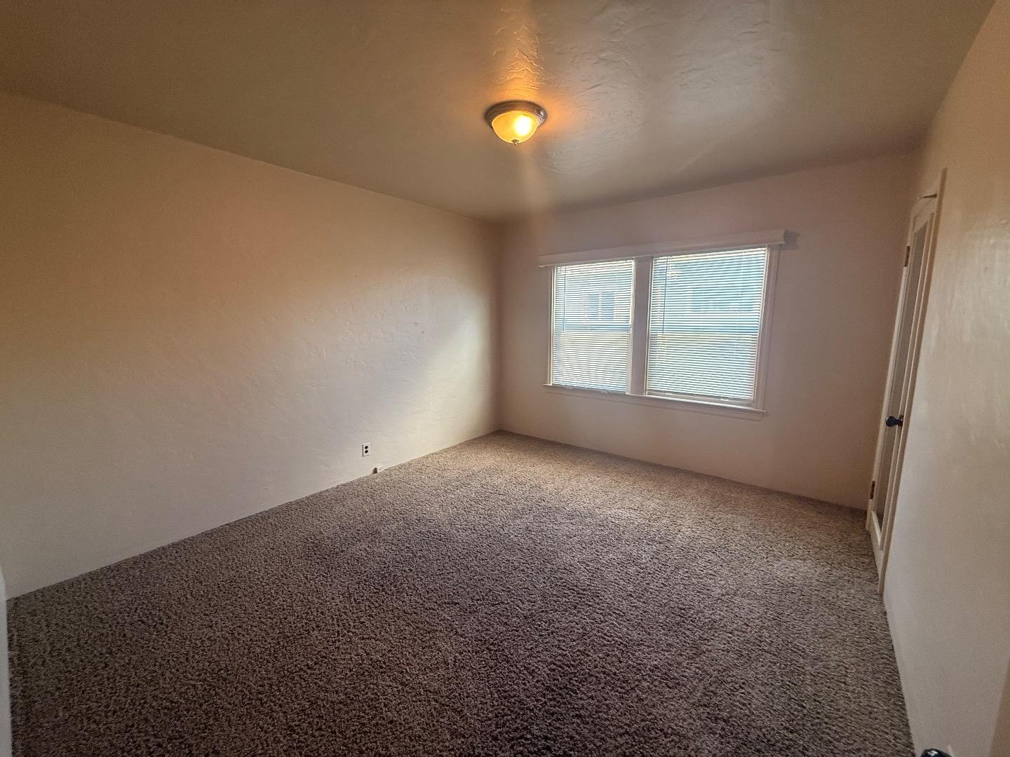 Detail Gallery Image 11 of 12 For 19 West St, Salinas,  CA 93901 - 3 Beds | 2 Baths