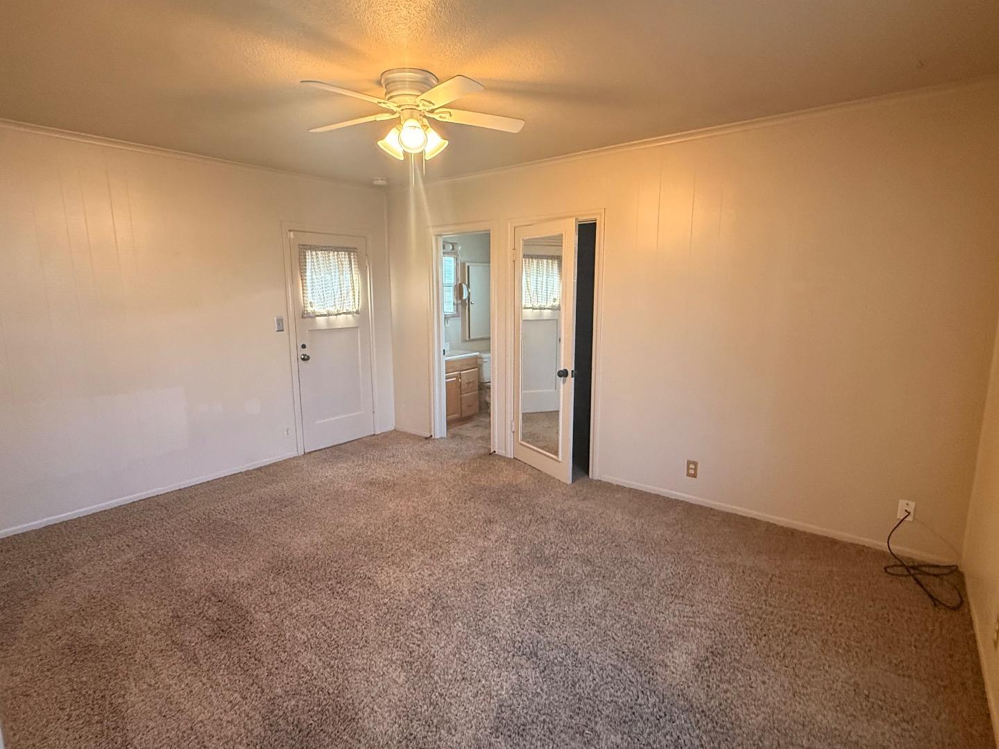 Detail Gallery Image 9 of 12 For 19 West St, Salinas,  CA 93901 - 3 Beds | 2 Baths