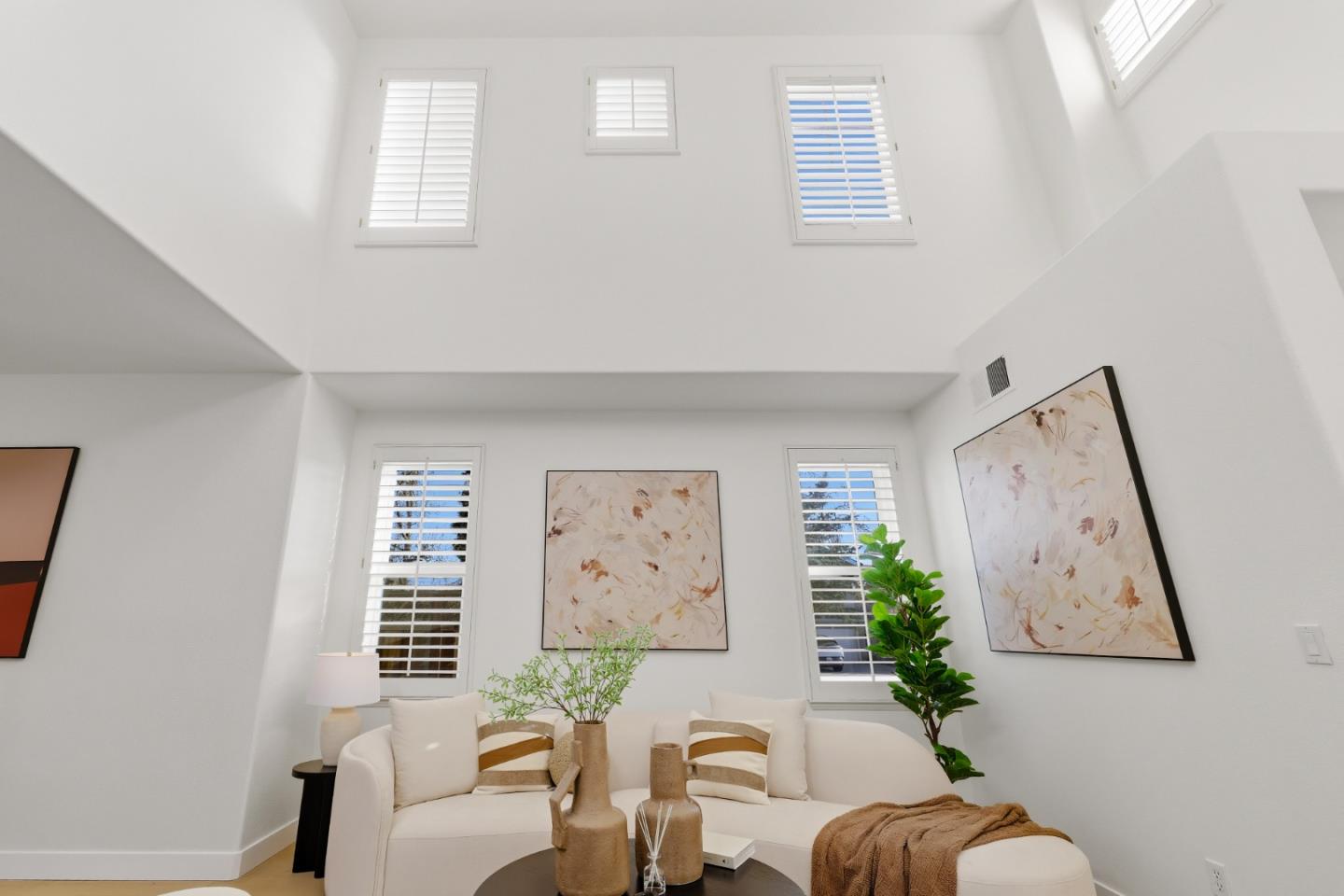 Detail Gallery Image 7 of 60 For 2994 Casa Nueva Ct, San Jose,  CA 95124 - 3 Beds | 2 Baths