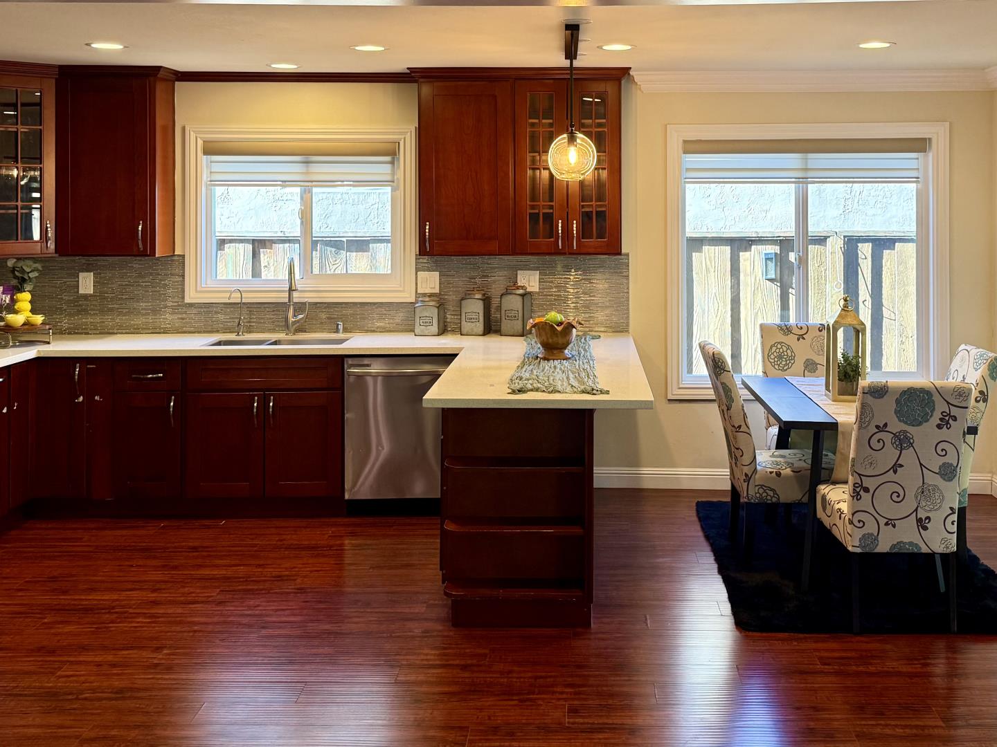 Detail Gallery Image 25 of 29 For 4684 Glenmont Dr, San Jose,  CA 95136 - 3 Beds | 2 Baths