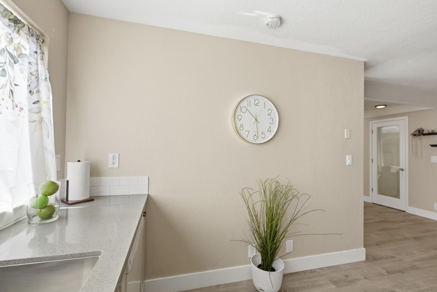 Detail Gallery Image 18 of 53 For 2570 Downing Ave, Campbell,  CA 95128 - 3 Beds | 2/1 Baths