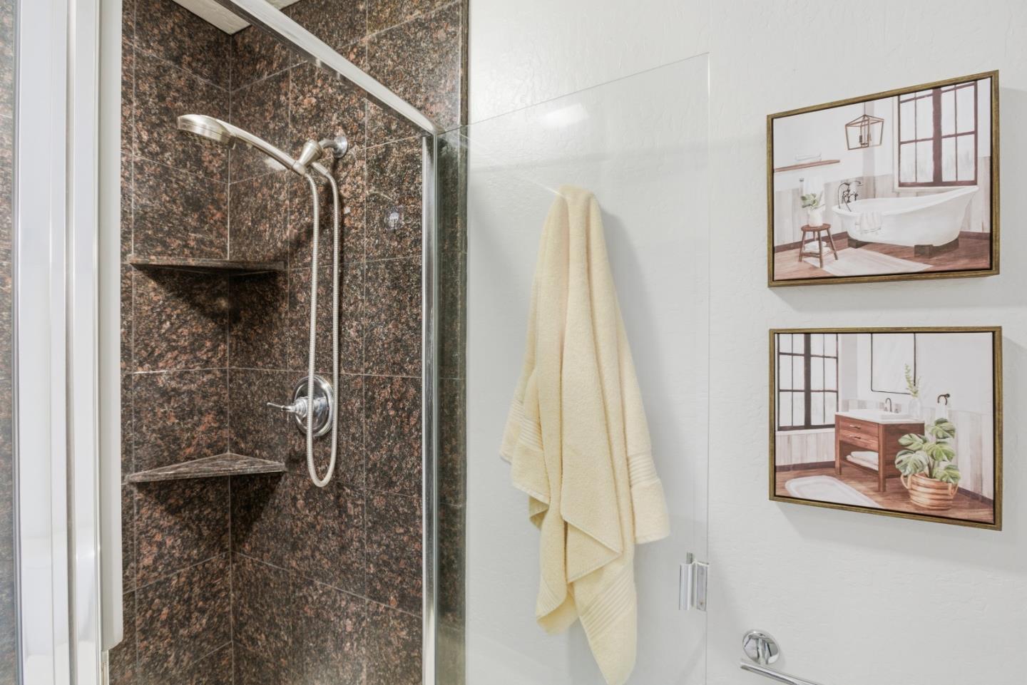 Detail Gallery Image 25 of 53 For 2570 Downing Ave, Campbell,  CA 95128 - 3 Beds | 2/1 Baths