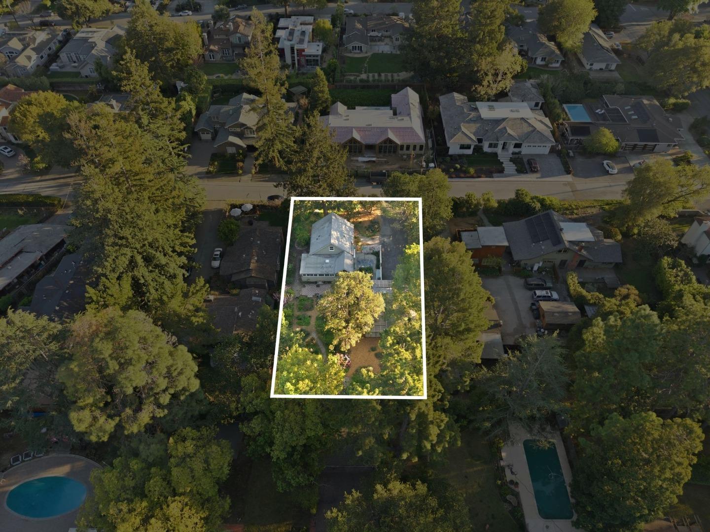 Detail Gallery Image 2 of 30 For 613 Paco Dr, Los Altos,  CA 94024 - 3 Beds | 1 Baths