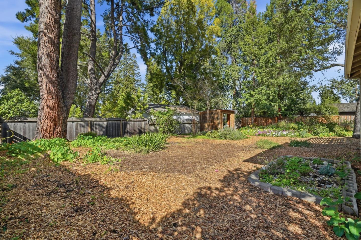 Detail Gallery Image 22 of 30 For 613 Paco Dr, Los Altos,  CA 94024 - 3 Beds | 1 Baths