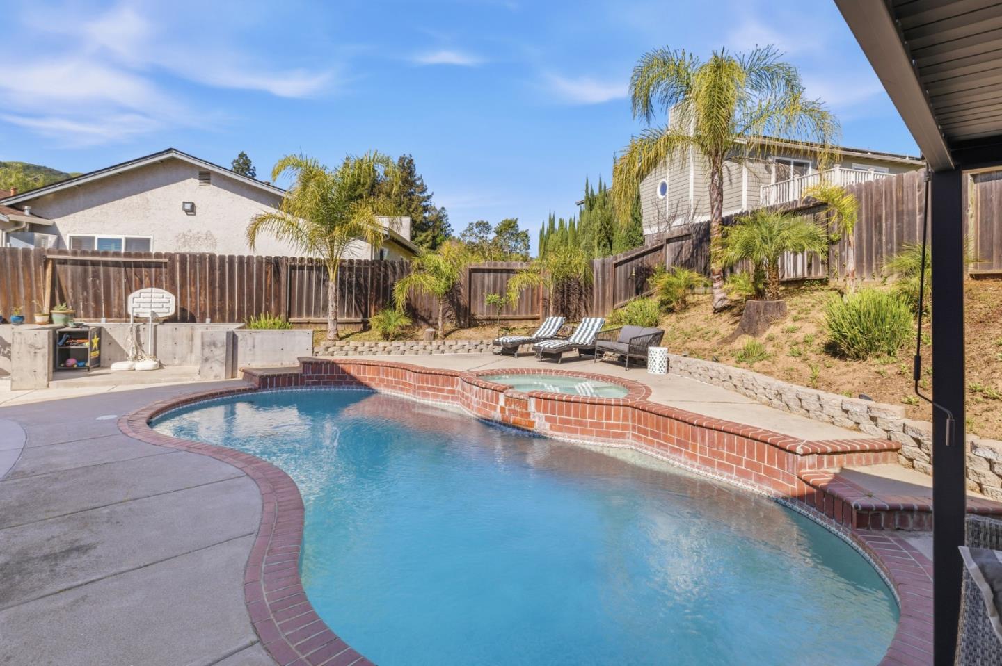 Detail Gallery Image 35 of 45 For 713 Carignane Dr, Gilroy,  CA 95020 - 4 Beds | 2/1 Baths