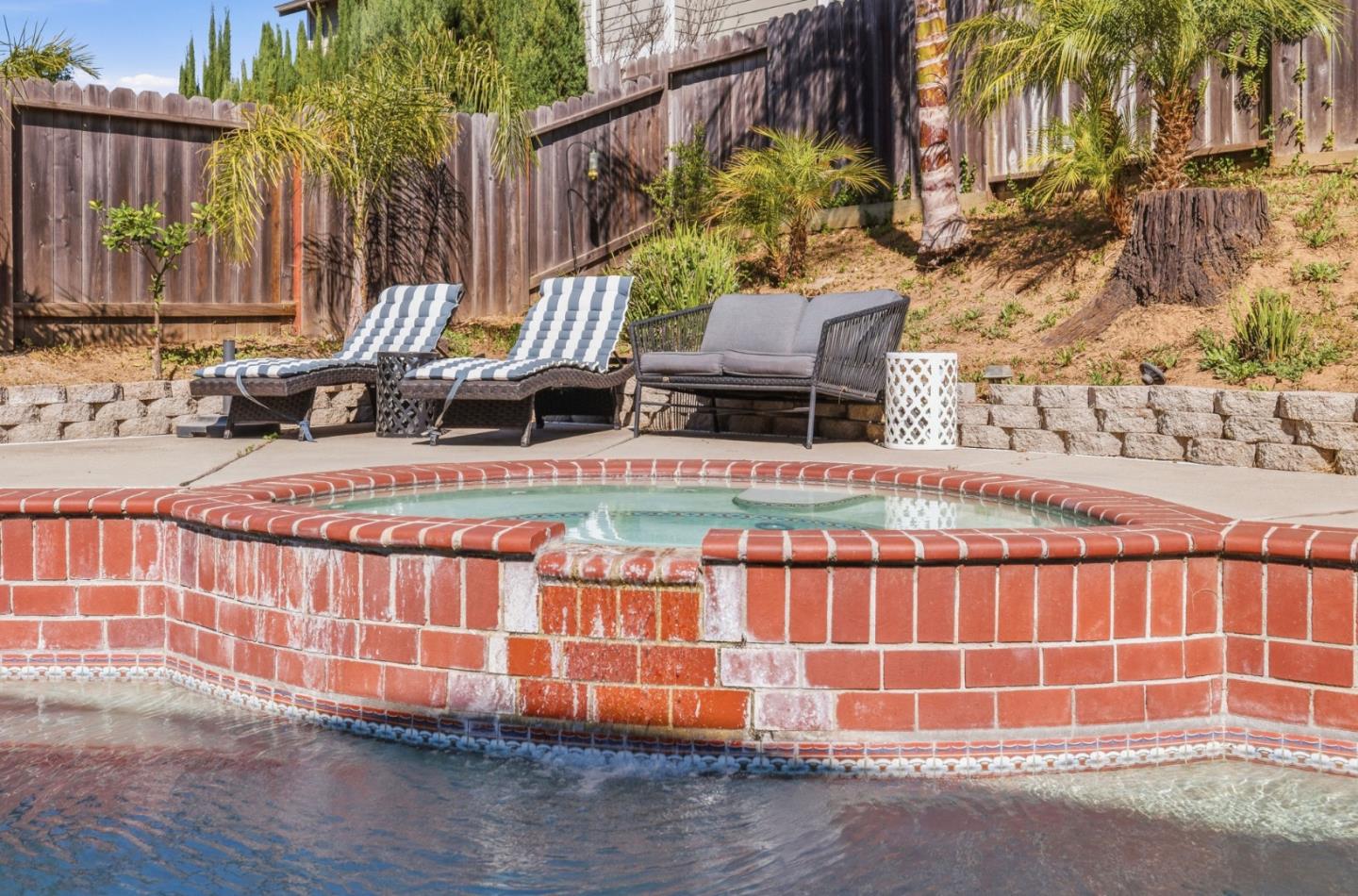 Detail Gallery Image 37 of 45 For 713 Carignane Dr, Gilroy,  CA 95020 - 4 Beds | 2/1 Baths