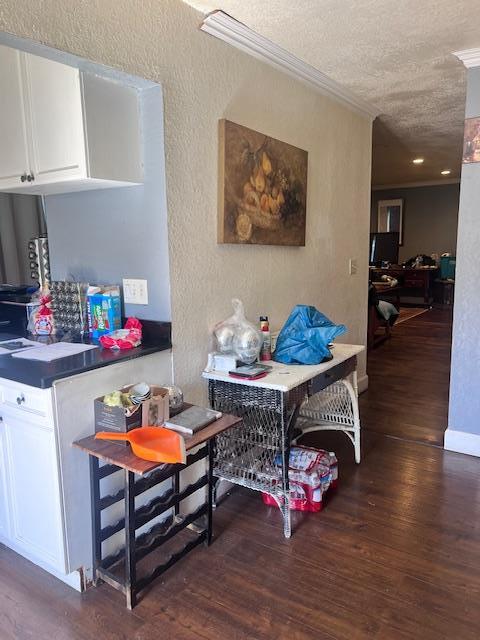 Detail Gallery Image 4 of 25 For 9460 S Century Oak Rd, Salinas,  CA 93907 - 3 Beds | 2 Baths