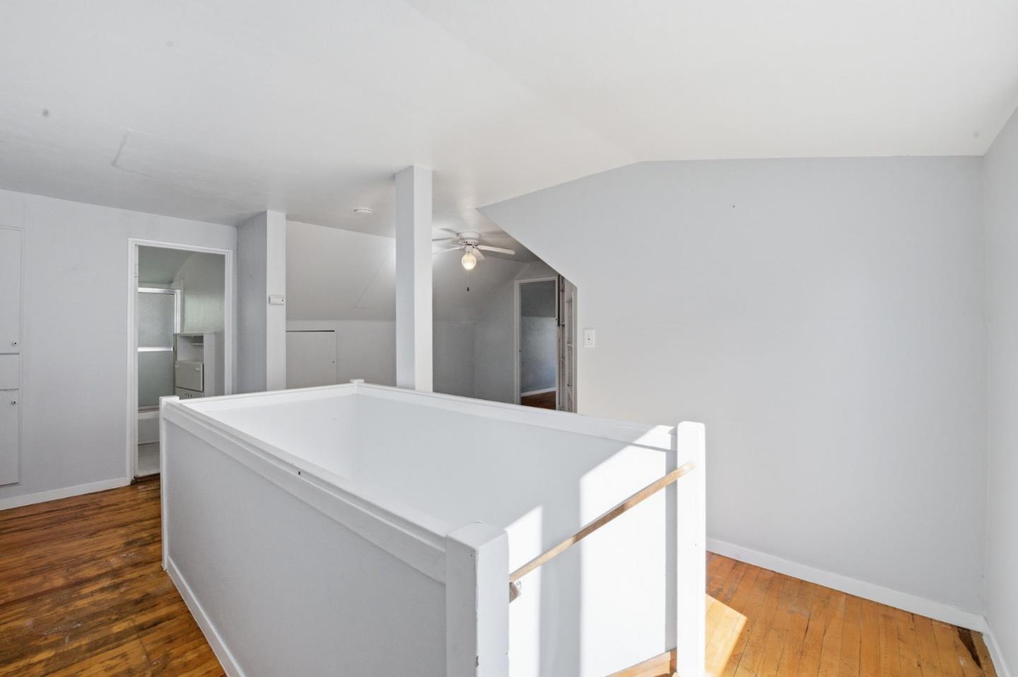 Detail Gallery Image 22 of 41 For 601 Palmer Ln, Menlo Park,  CA 94025 - 4 Beds | 2 Baths