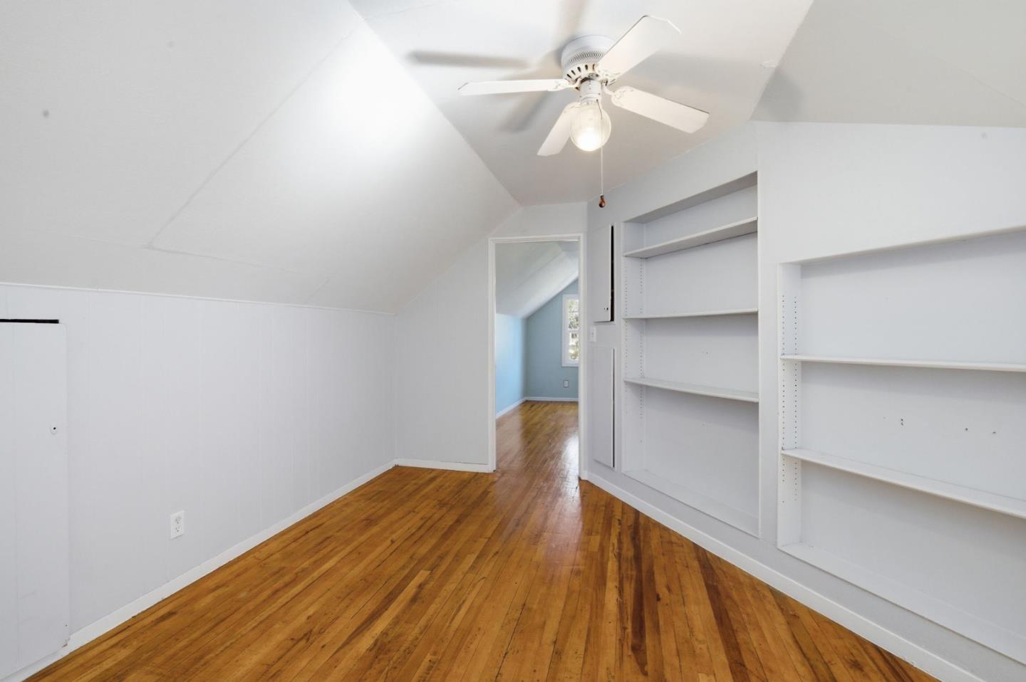 Detail Gallery Image 23 of 41 For 601 Palmer Ln, Menlo Park,  CA 94025 - 4 Beds | 2 Baths