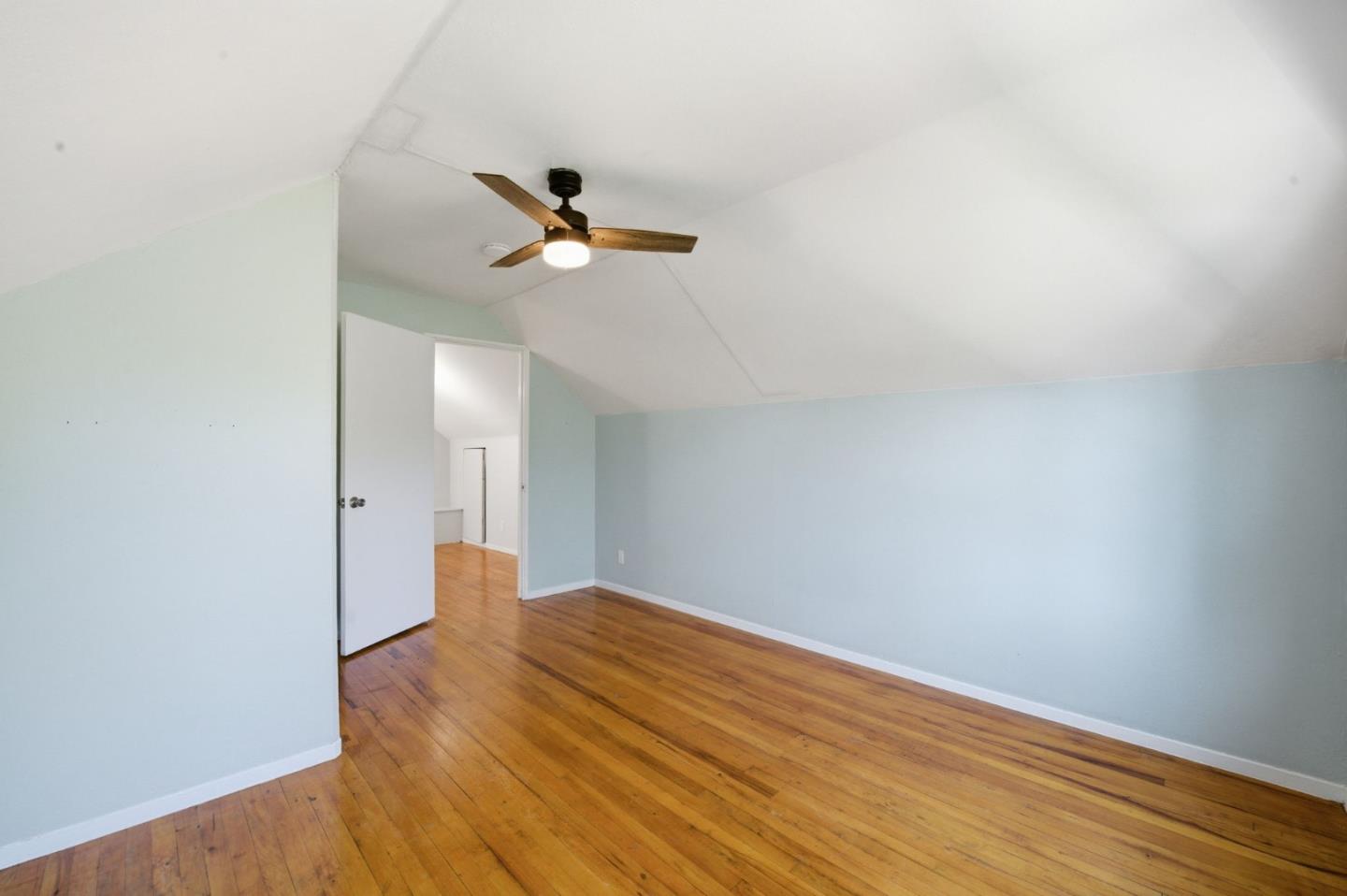 Detail Gallery Image 27 of 41 For 601 Palmer Ln, Menlo Park,  CA 94025 - 4 Beds | 2 Baths