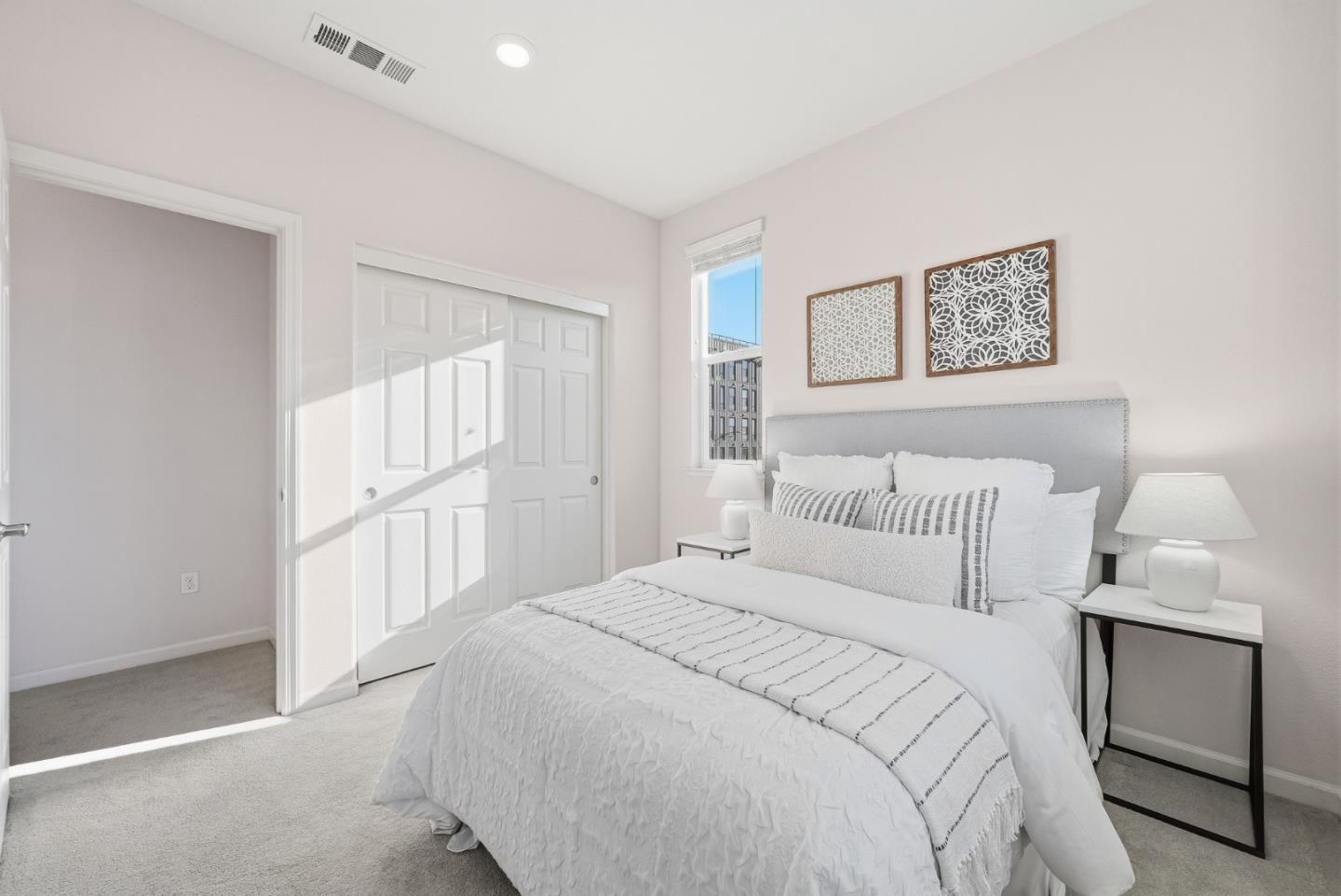 Detail Gallery Image 31 of 44 For 1573 De Rome Dr #1,  San Jose,  CA 95131 - 4 Beds | 3/1 Baths