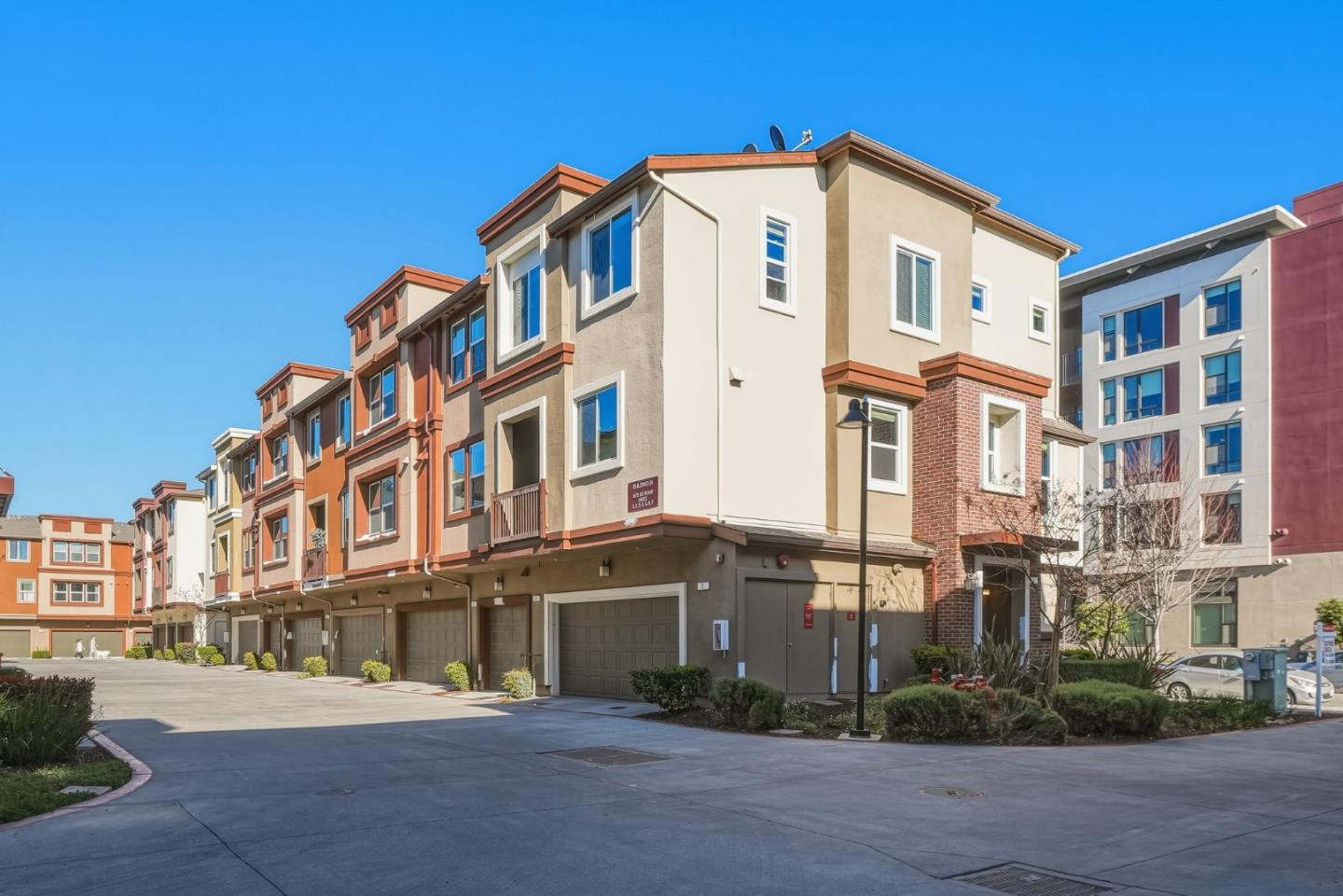 Detail Gallery Image 37 of 44 For 1573 De Rome Dr #1,  San Jose,  CA 95131 - 4 Beds | 3/1 Baths