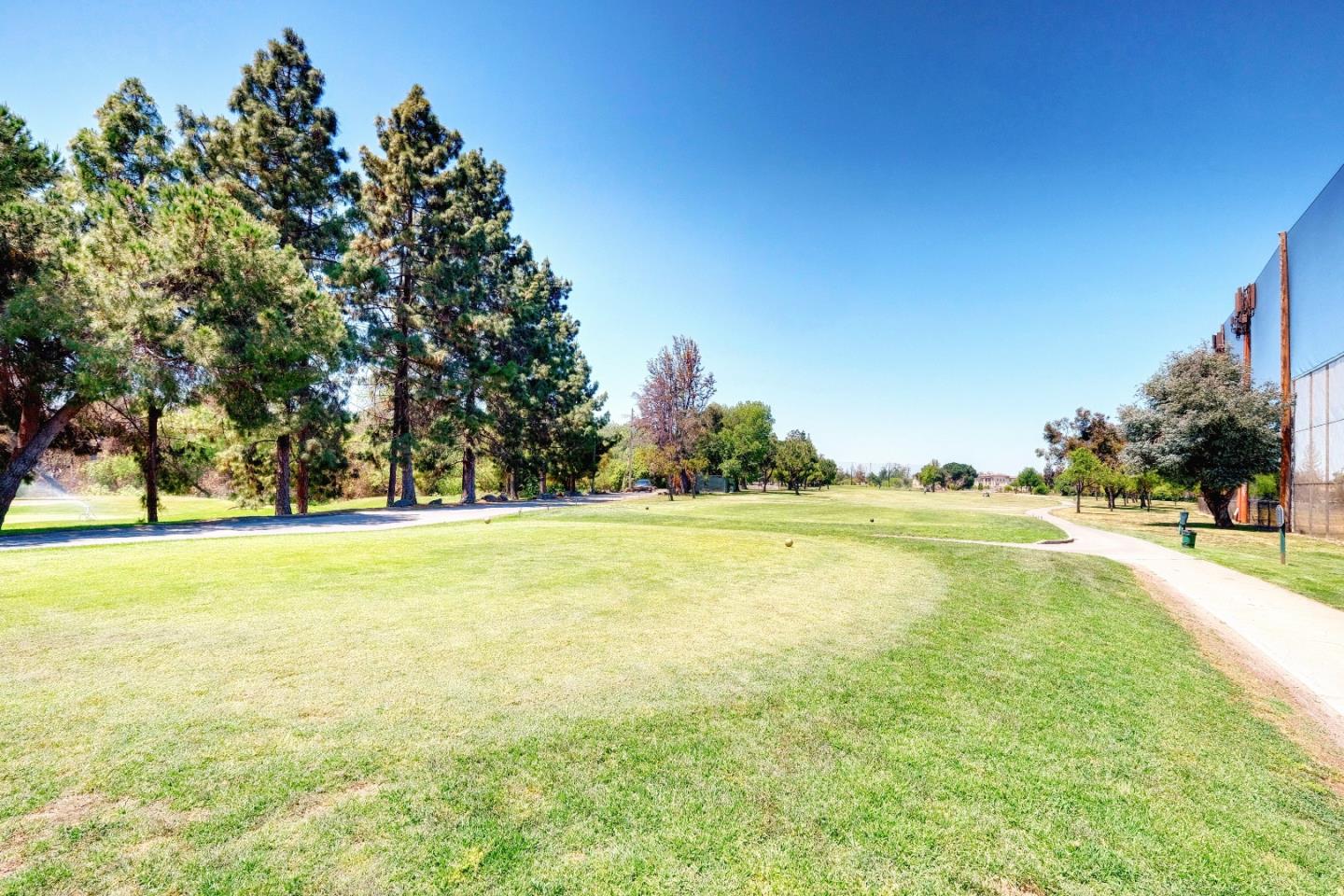 Detail Gallery Image 40 of 44 For 1573 De Rome Dr #1,  San Jose,  CA 95131 - 4 Beds | 3/1 Baths