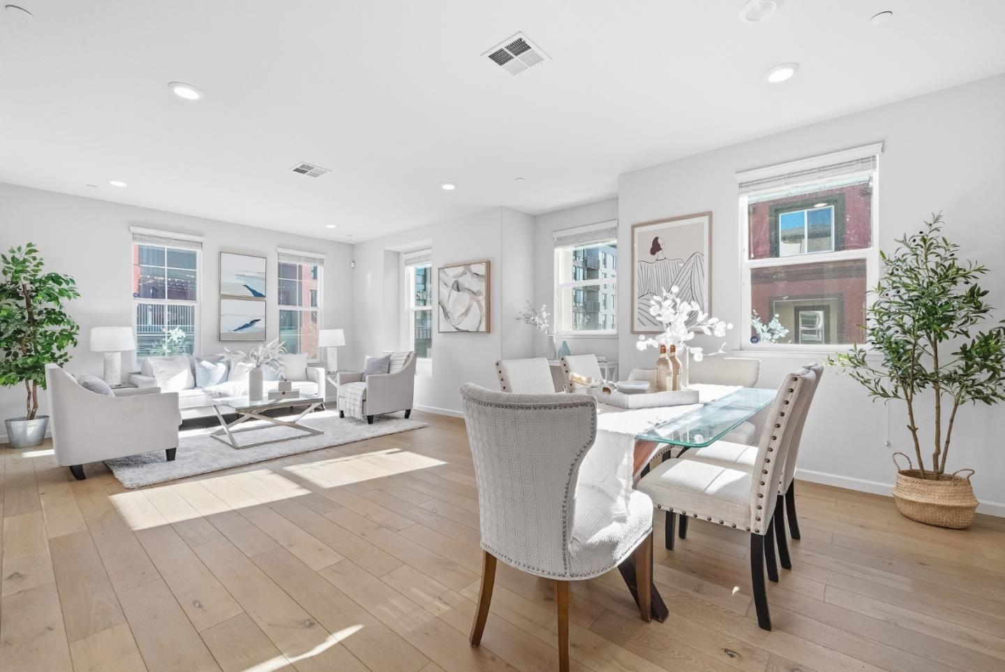 Detail Gallery Image 6 of 44 For 1573 De Rome Dr #1,  San Jose,  CA 95131 - 4 Beds | 3/1 Baths