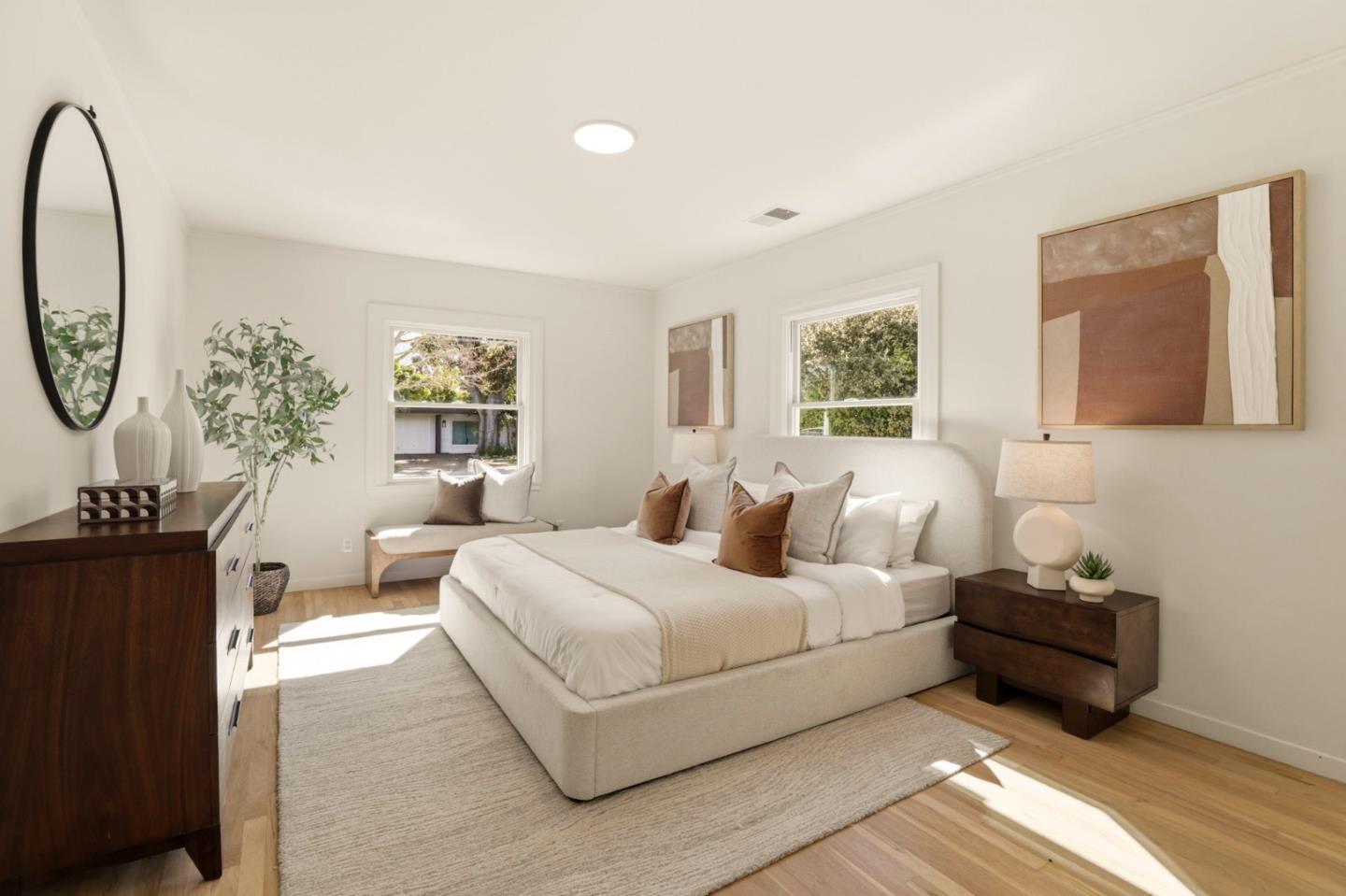 Detail Gallery Image 16 of 26 For 1017 Henderson Ave, Menlo Park,  CA 94025 - 3 Beds | 3 Baths