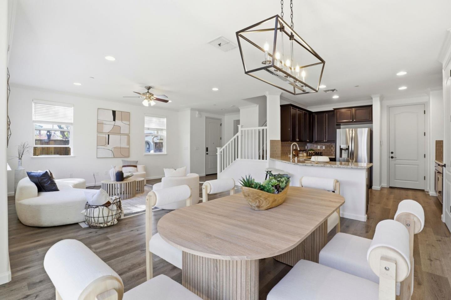 Detail Gallery Image 12 of 55 For 17050 Mimosa Dr, Morgan Hill,  CA 95037 - 4 Beds | 3/1 Baths