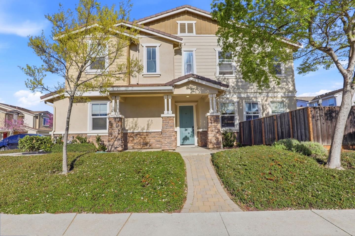 Detail Gallery Image 6 of 55 For 17050 Mimosa Dr, Morgan Hill,  CA 95037 - 4 Beds | 3/1 Baths