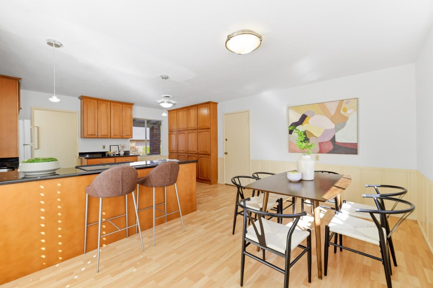 Detail Gallery Image 14 of 59 For 6852 Rainbow Dr, San Jose,  CA 95129 - 3 Beds | 2 Baths