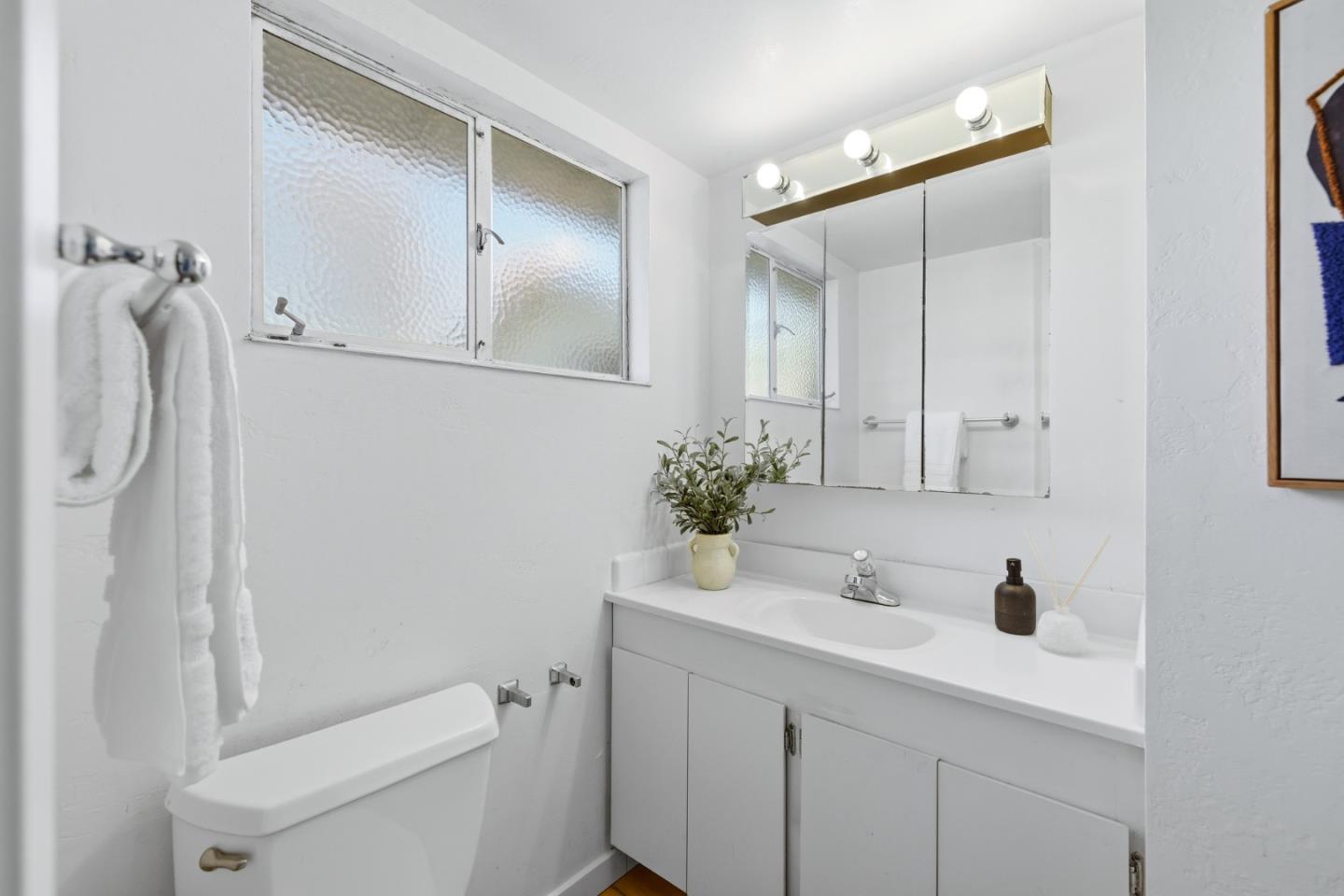 Detail Gallery Image 27 of 59 For 6852 Rainbow Dr, San Jose,  CA 95129 - 3 Beds | 2 Baths