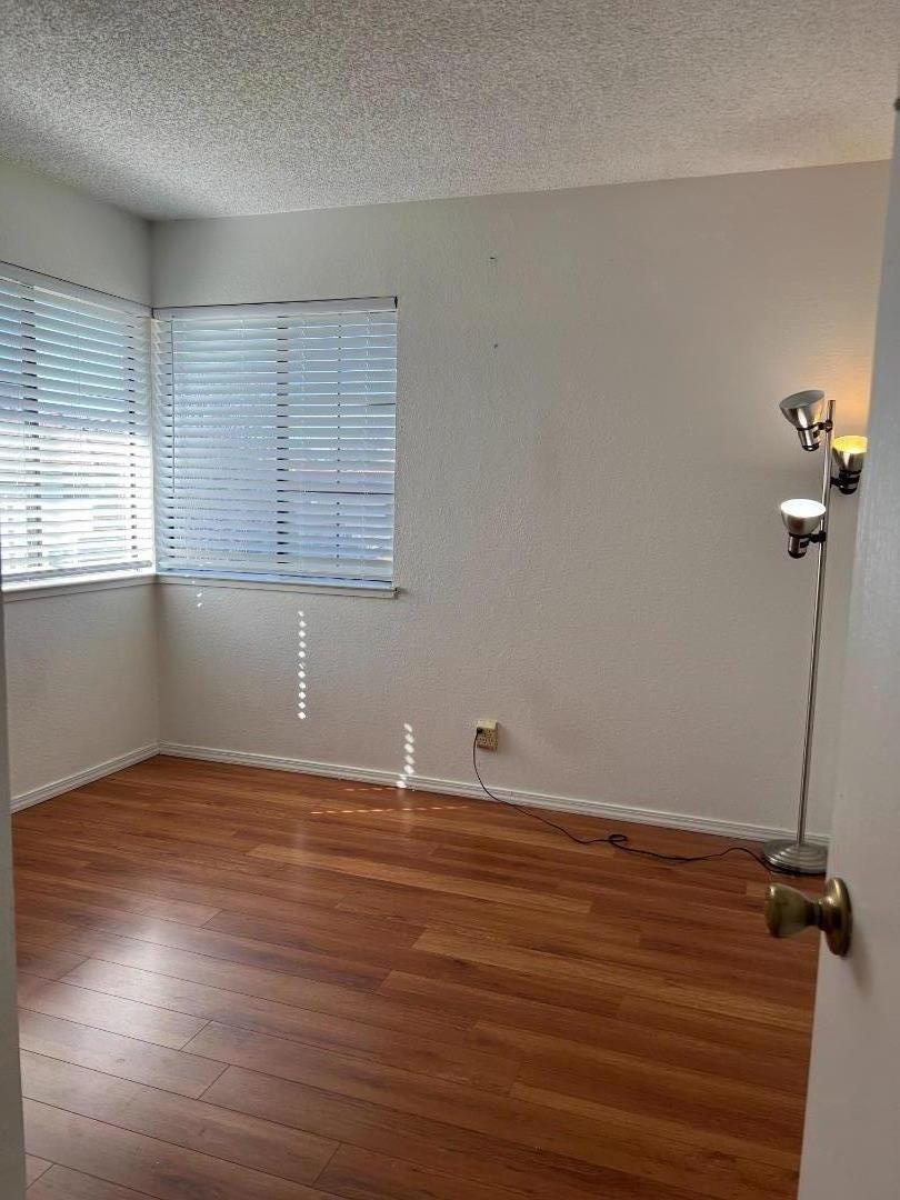 Detail Gallery Image 25 of 32 For 205 Kenbrook Cir, San Jose,  CA 95111 - 3 Beds | 1/1 Baths