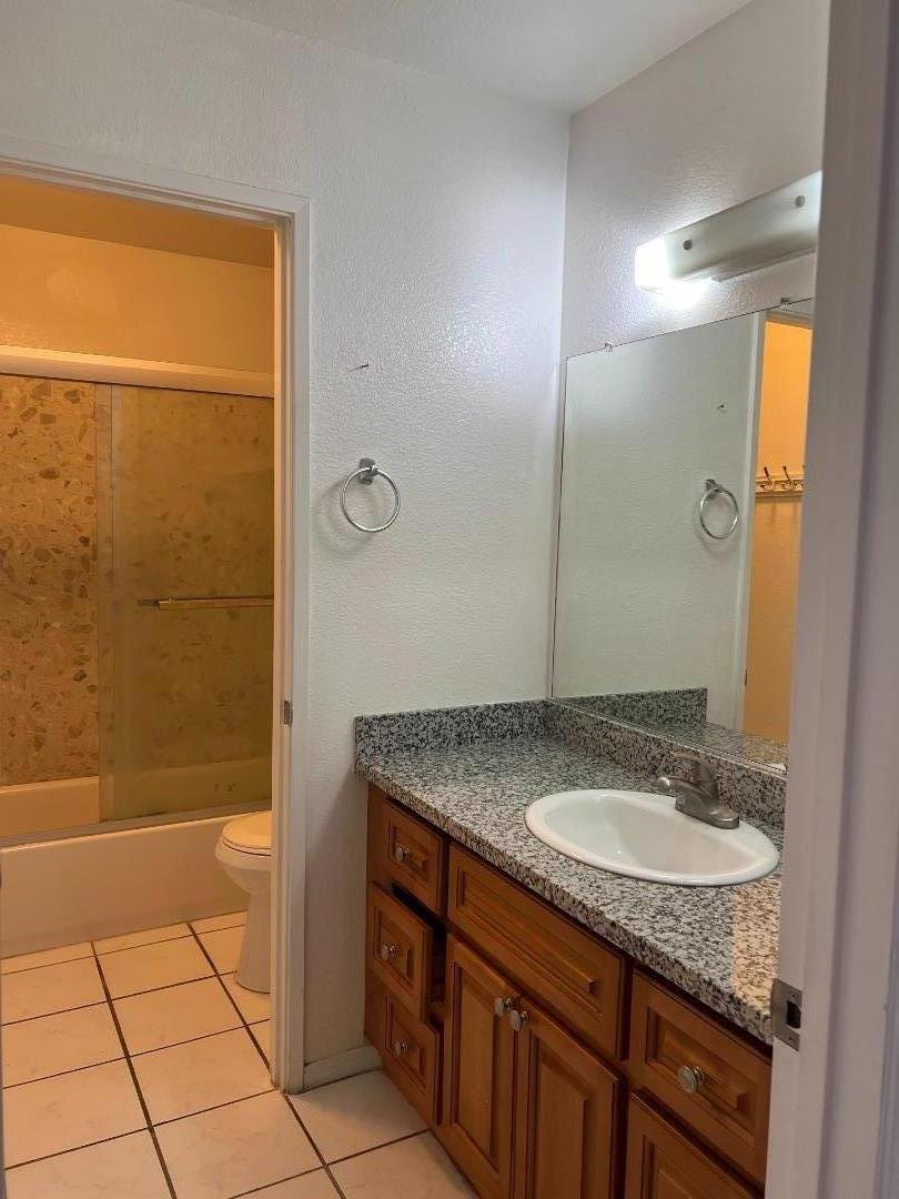 Detail Gallery Image 26 of 32 For 205 Kenbrook Cir, San Jose,  CA 95111 - 3 Beds | 1/1 Baths