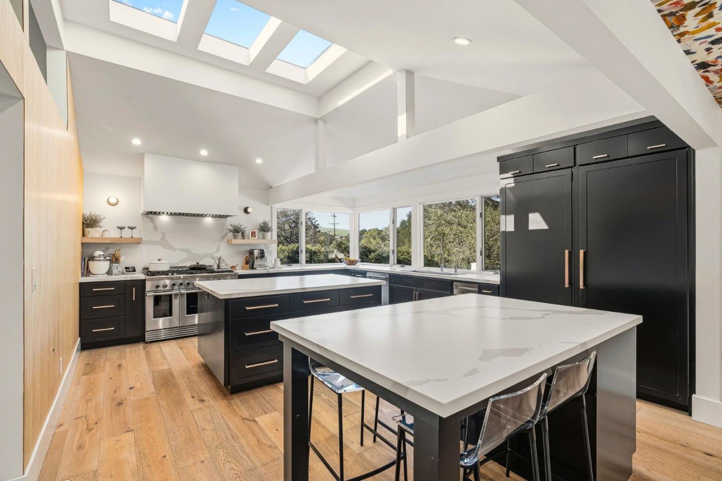 Detail Gallery Image 2 of 33 For 70 Paseo Hermoso, Salinas,  CA 93908 - 4 Beds | 3/1 Baths