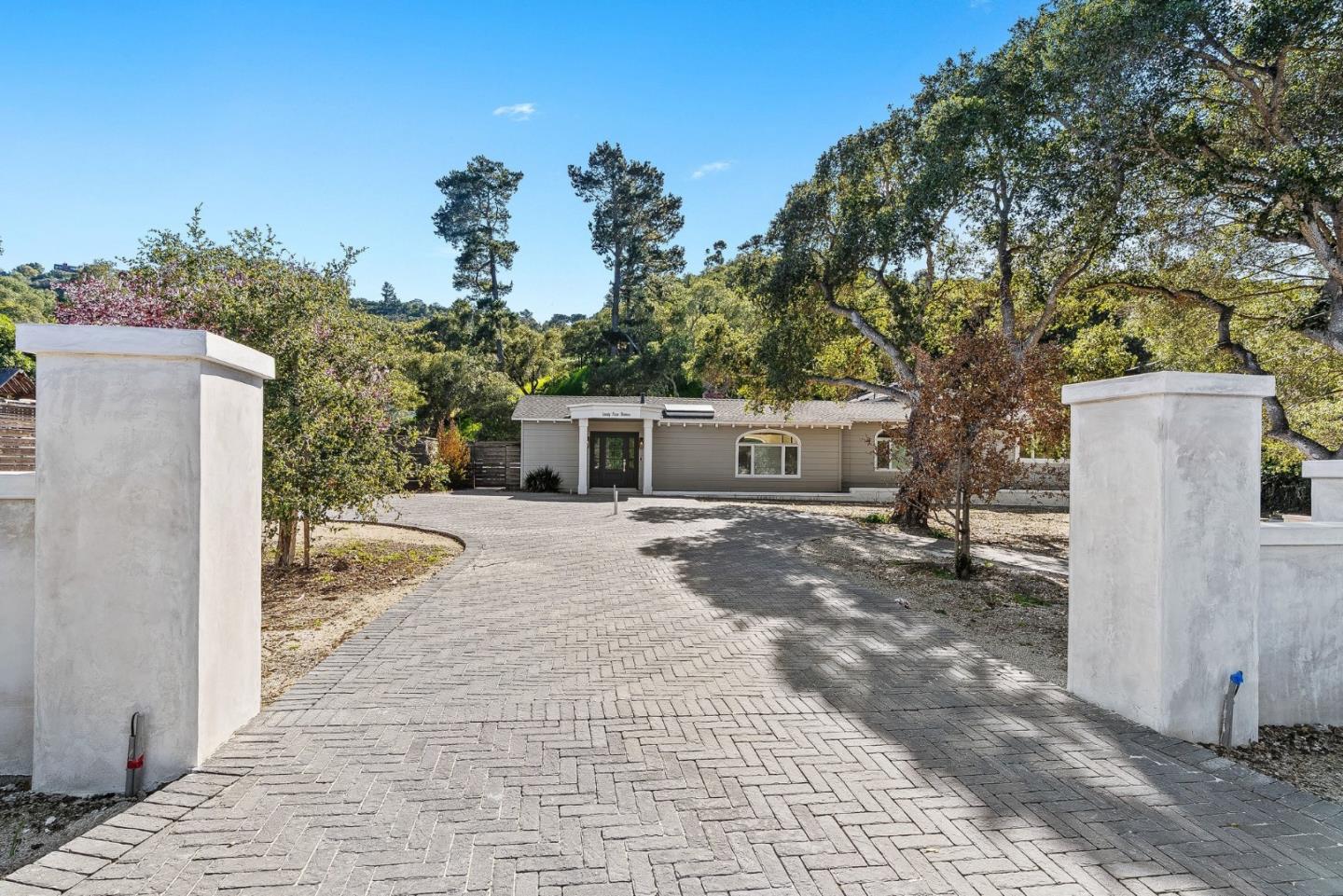 Detail Gallery Image 30 of 33 For 70 Paseo Hermoso, Salinas,  CA 93908 - 4 Beds | 3/1 Baths