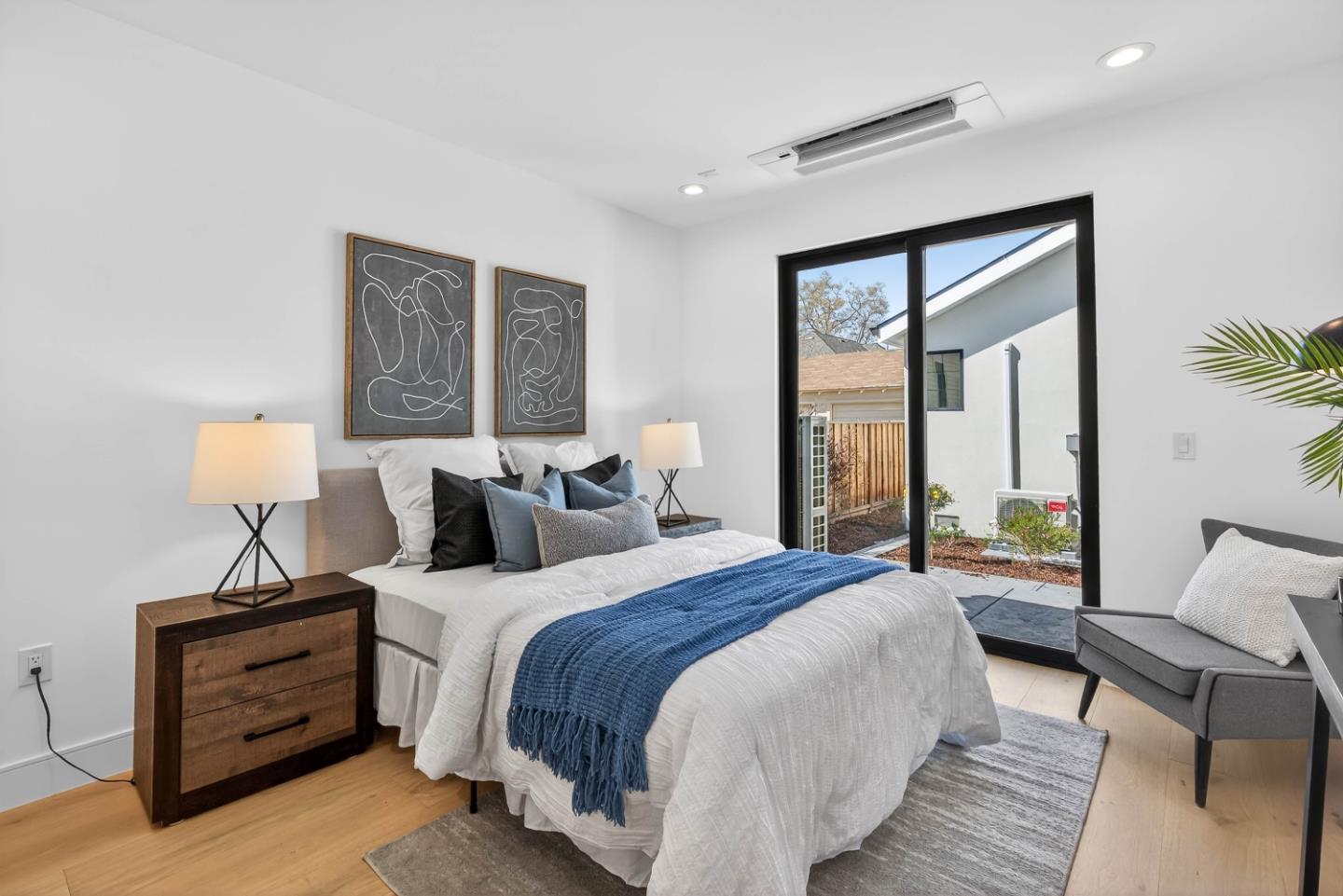 Detail Gallery Image 22 of 39 For 1317 Hester Ave, San Jose,  CA 95126 - 5 Beds | 5 Baths