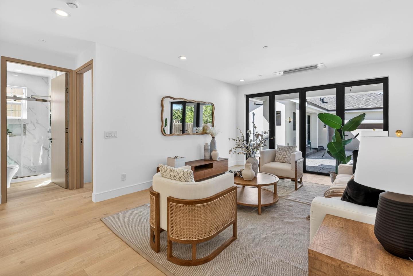 Detail Gallery Image 7 of 39 For 1317 Hester Ave, San Jose,  CA 95126 - 5 Beds | 5 Baths