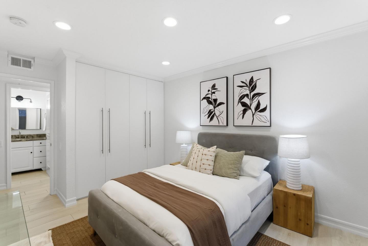 Detail Gallery Image 14 of 42 For 3335 La Mesa Dr #4,  San Carlos,  CA 94070 - 2 Beds | 2 Baths