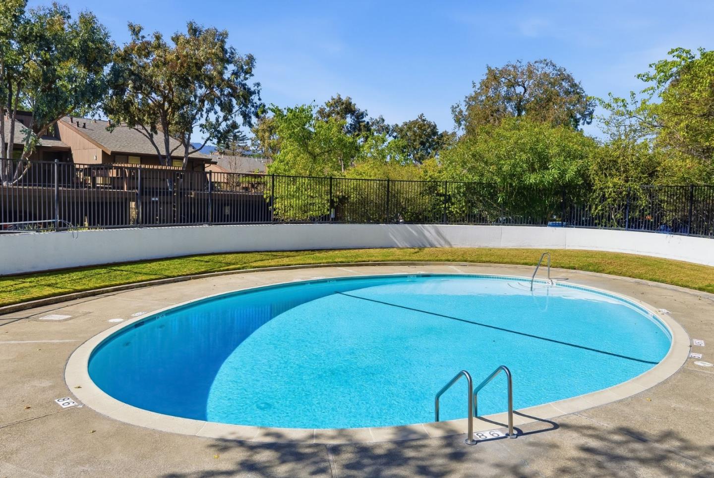 Detail Gallery Image 42 of 42 For 3335 La Mesa Dr #4,  San Carlos,  CA 94070 - 2 Beds | 2 Baths
