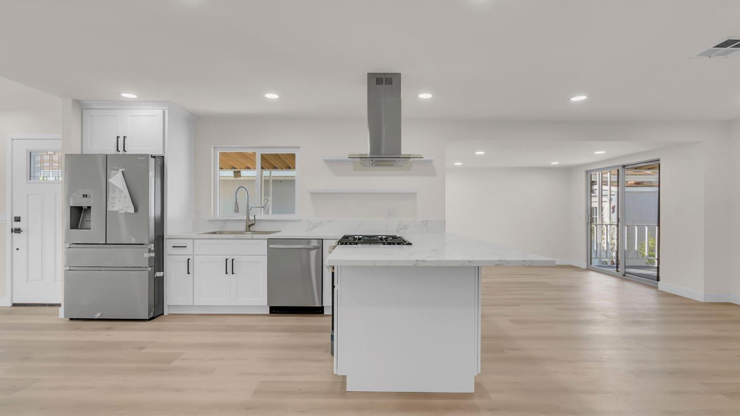 Detail Gallery Image 18 of 34 For 499 Millpond Dr #499,  San Jose,  CA 95125 - 3 Beds | 2 Baths