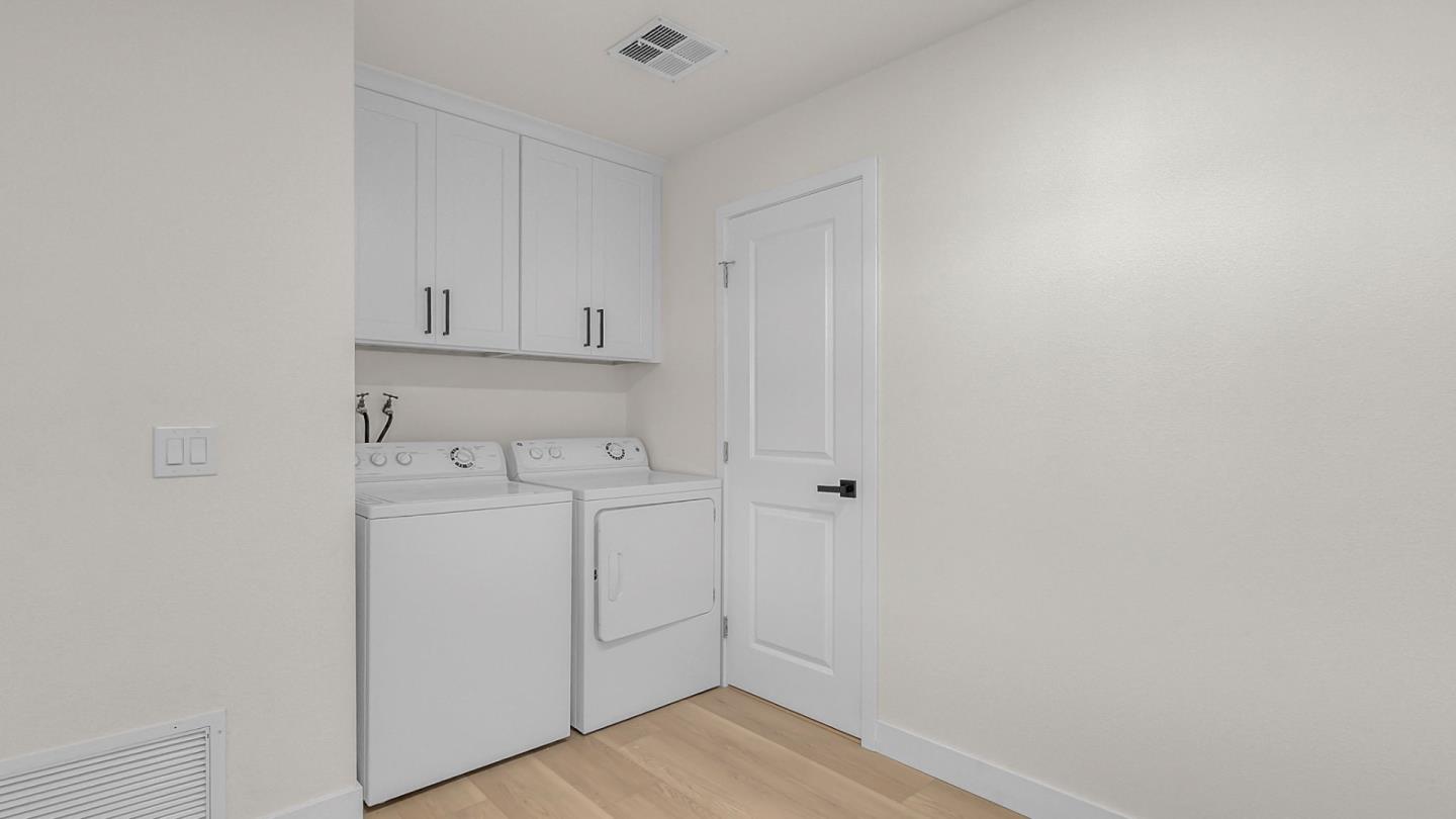 Detail Gallery Image 22 of 34 For 499 Millpond Dr #499,  San Jose,  CA 95125 - 3 Beds | 2 Baths